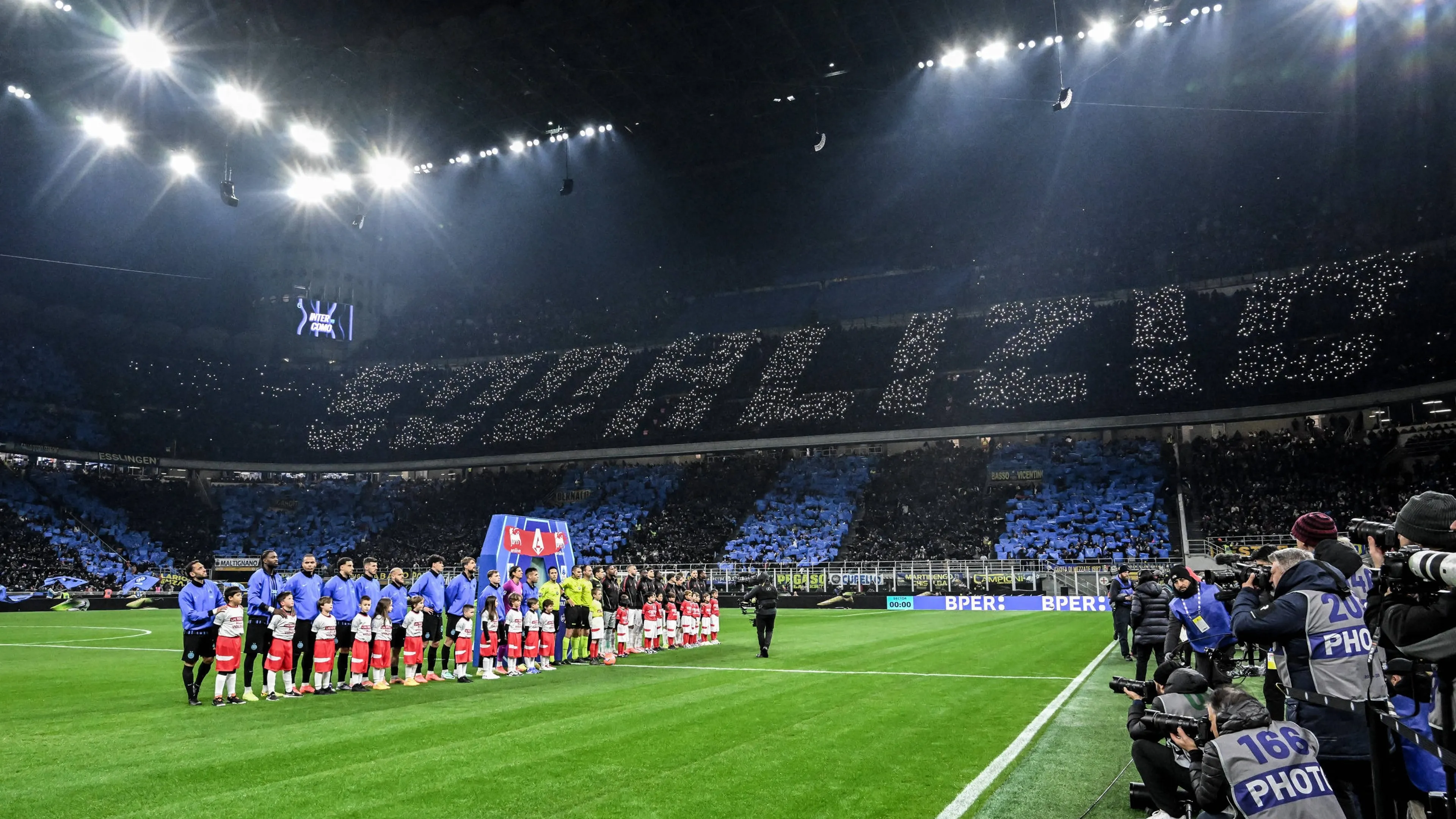 Inter-Milan, nella coreografia della Curva Sud si nasconde uno sfottò ai nerazzurri