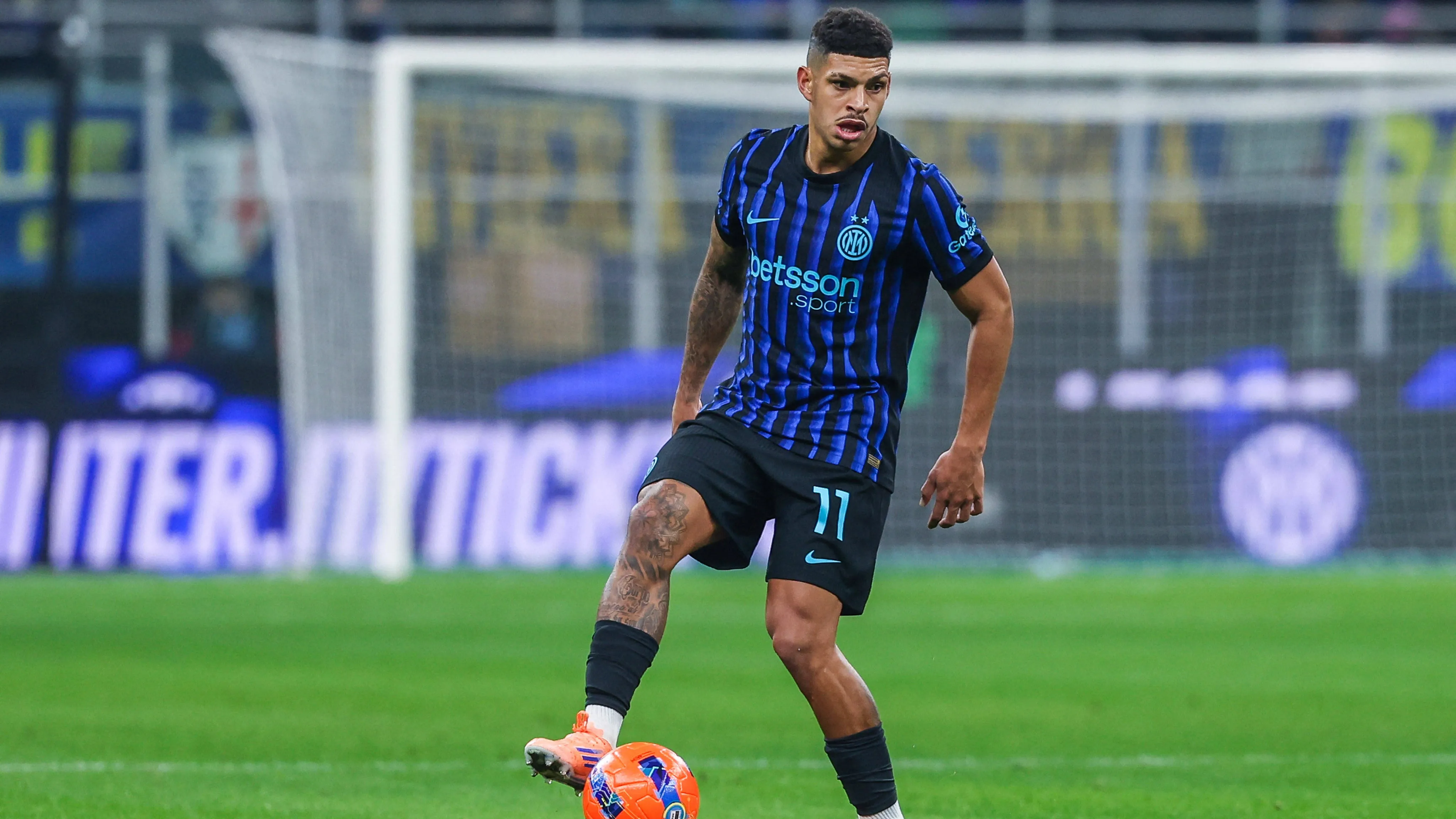 Luis Henrique dal 1' contro il Liverpool