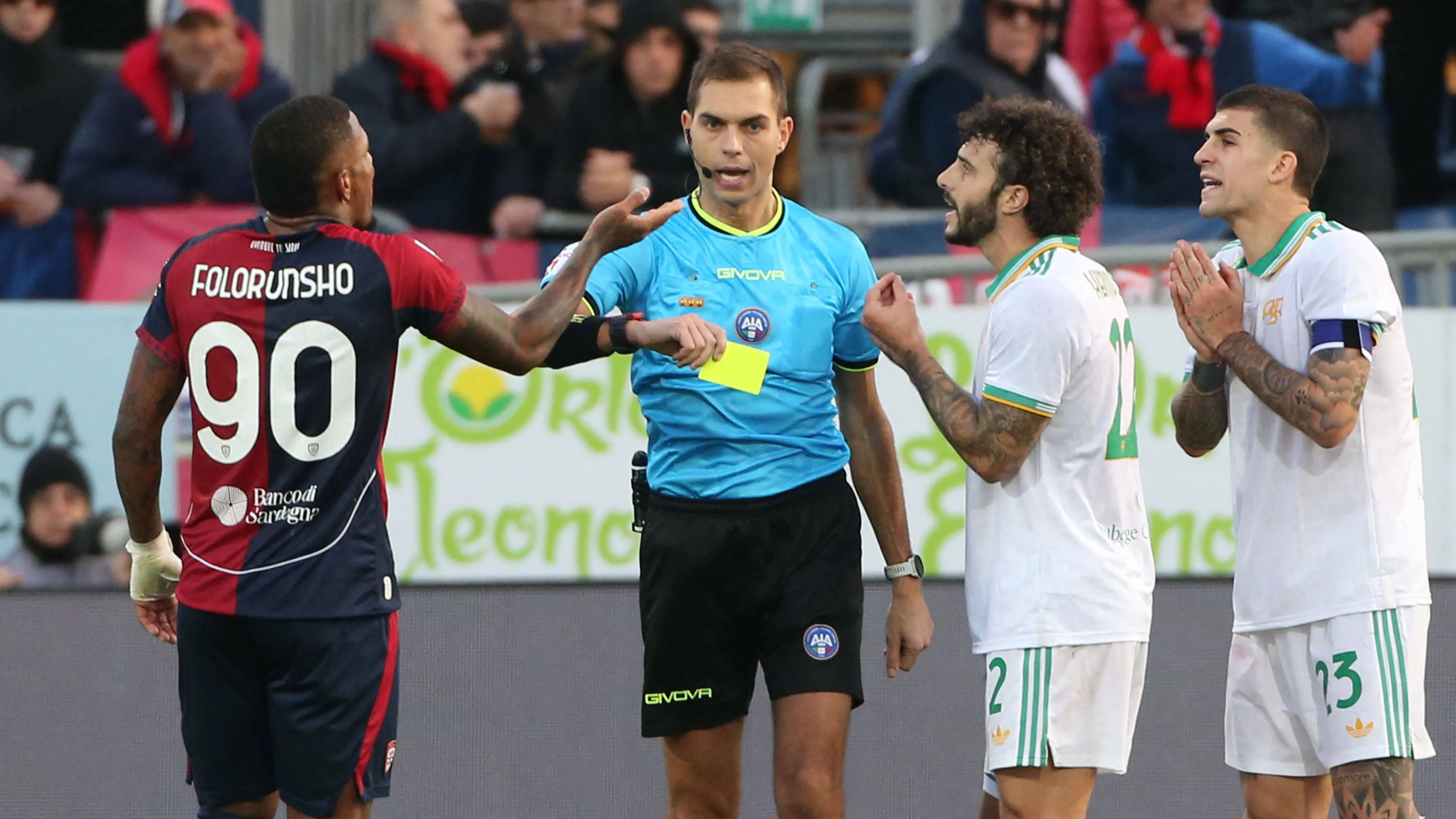 Cagliari-Roma, alta tensione tra Folorunsho ed Hermoso