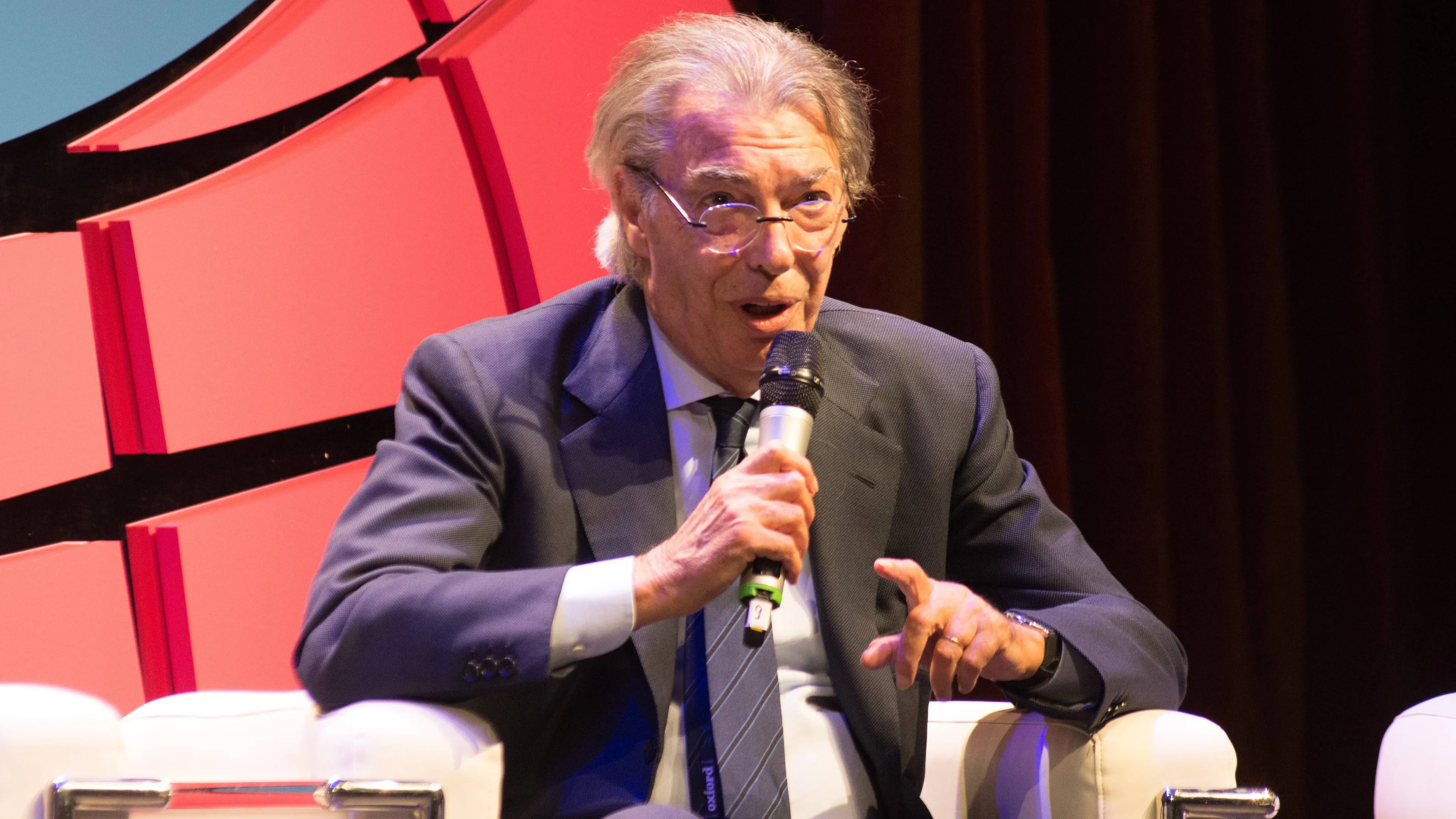 Massimo Moratti ricoverato in ospedale, parla la moglie Milly: "Vi dico quali sono le sue condizioni"