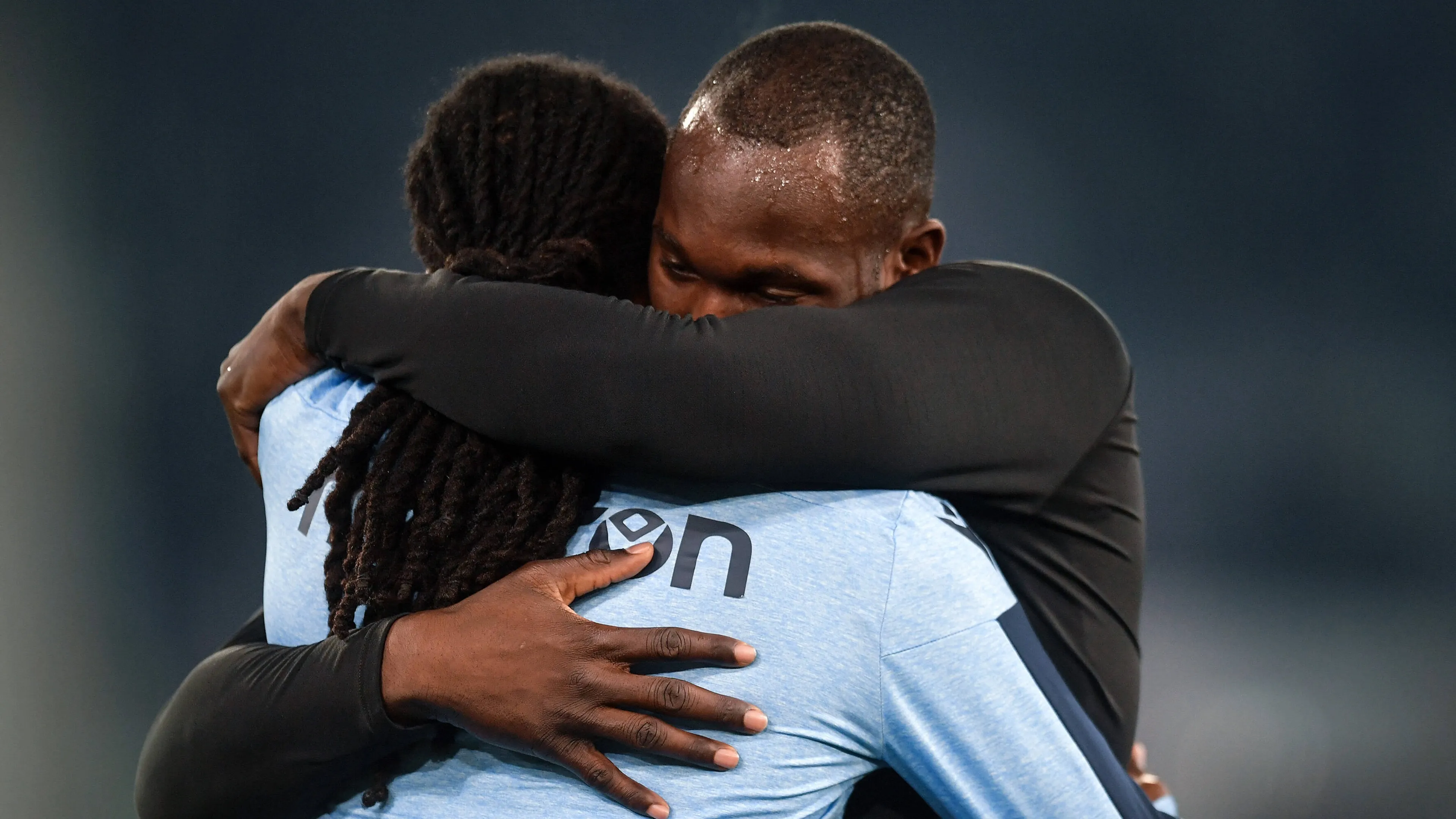 La denuncia dei fratelli Lukaku: "Tentato ricatto da parte di alcuni nostri familiari"