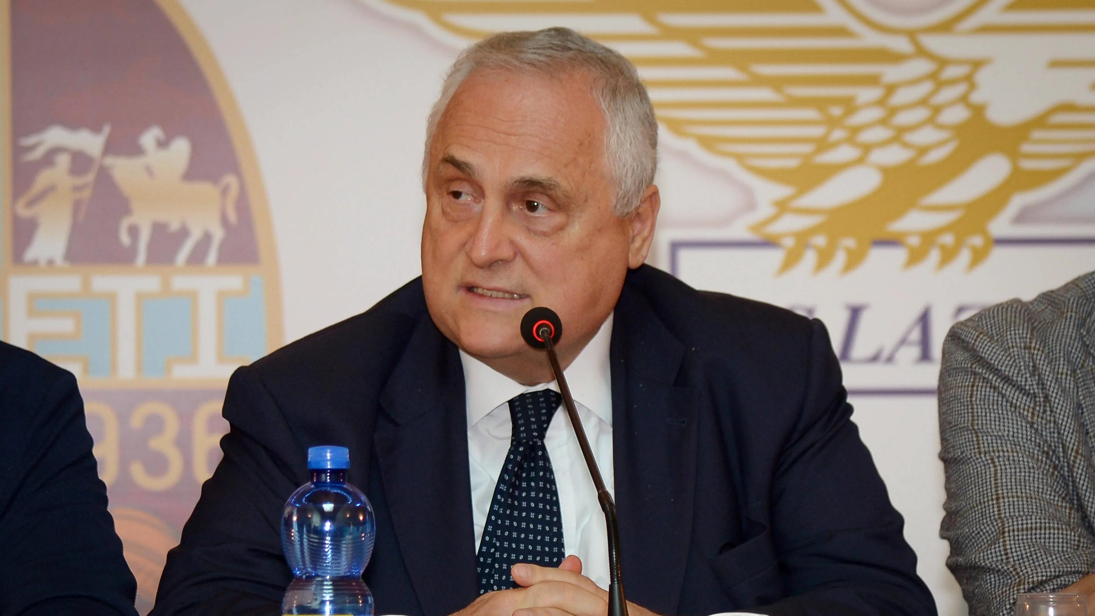 Lazio, Lotito ci prova: vicino l'accordo con una compagnia aerea come main sponsor