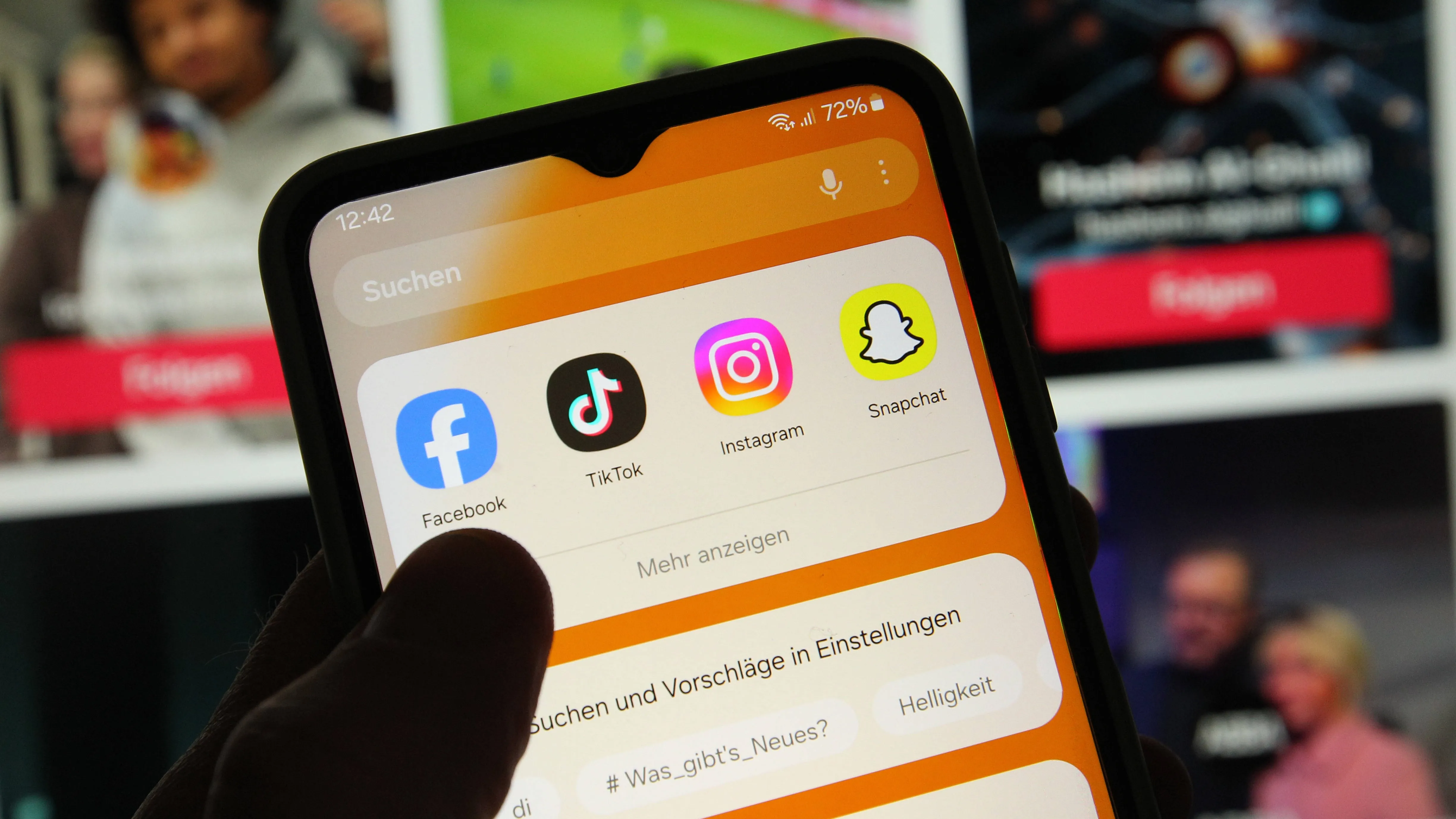 Copertina di imago840026015