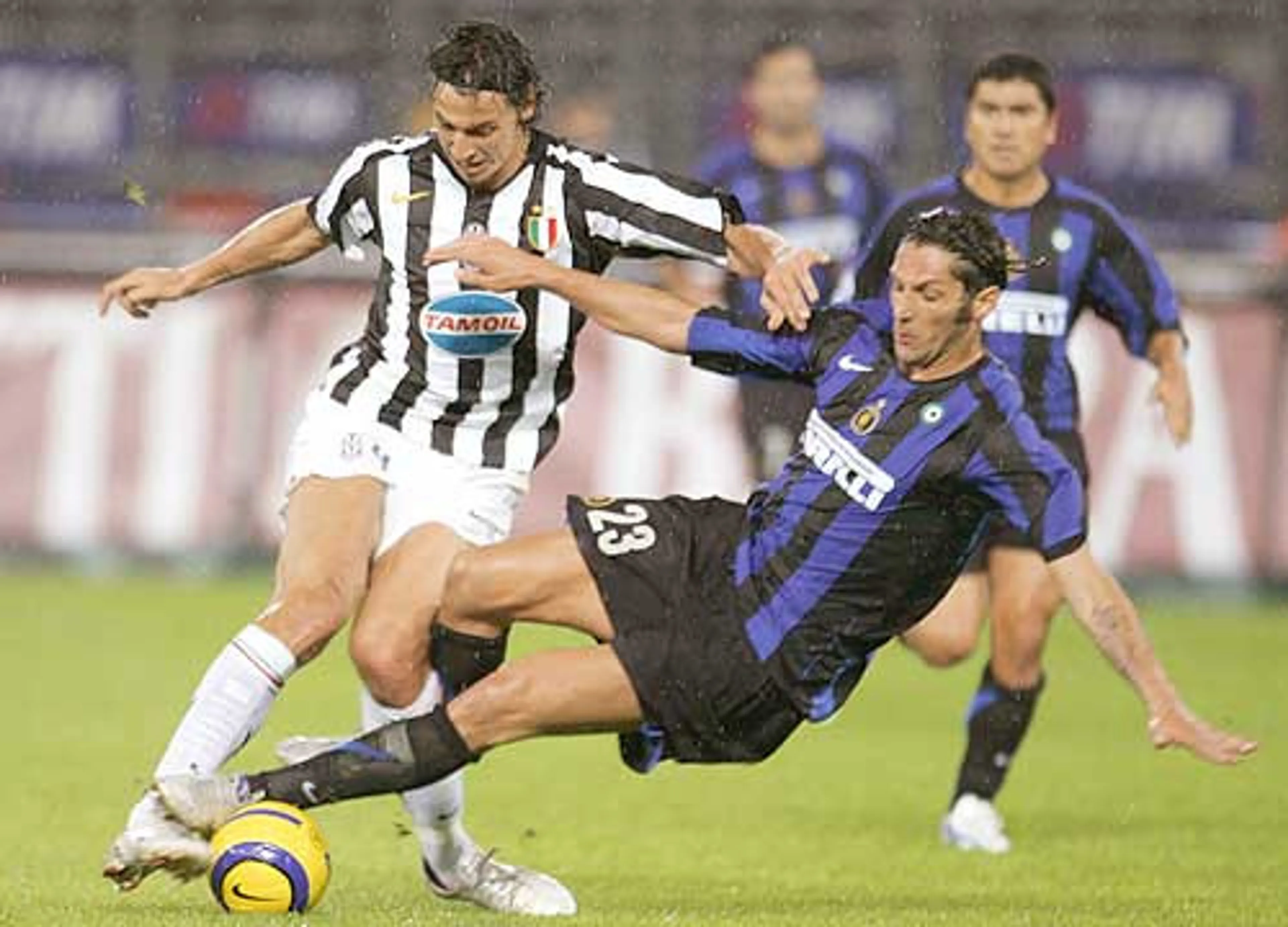 Copertina di I LUOGHI COMUNI SUL CALCIO
