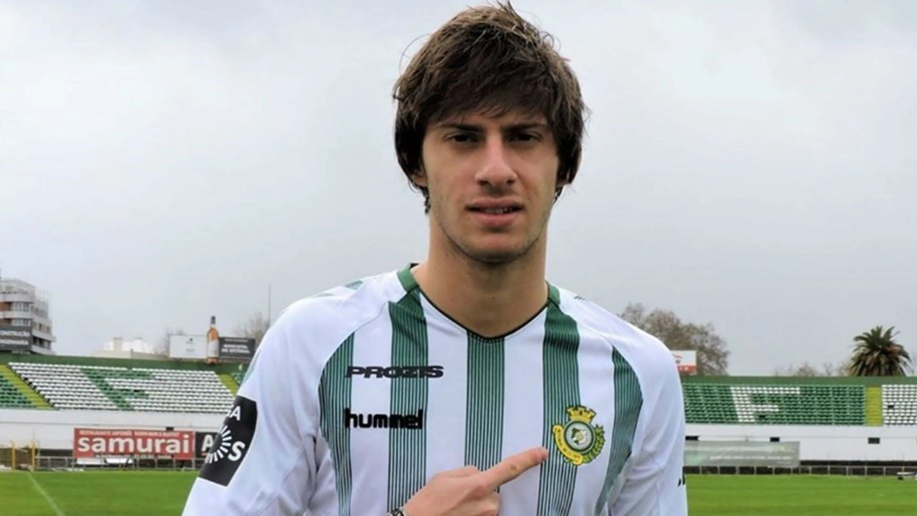 Copertina di Vitoria Setubal, Antonucci fuori squadra a causa dei social network