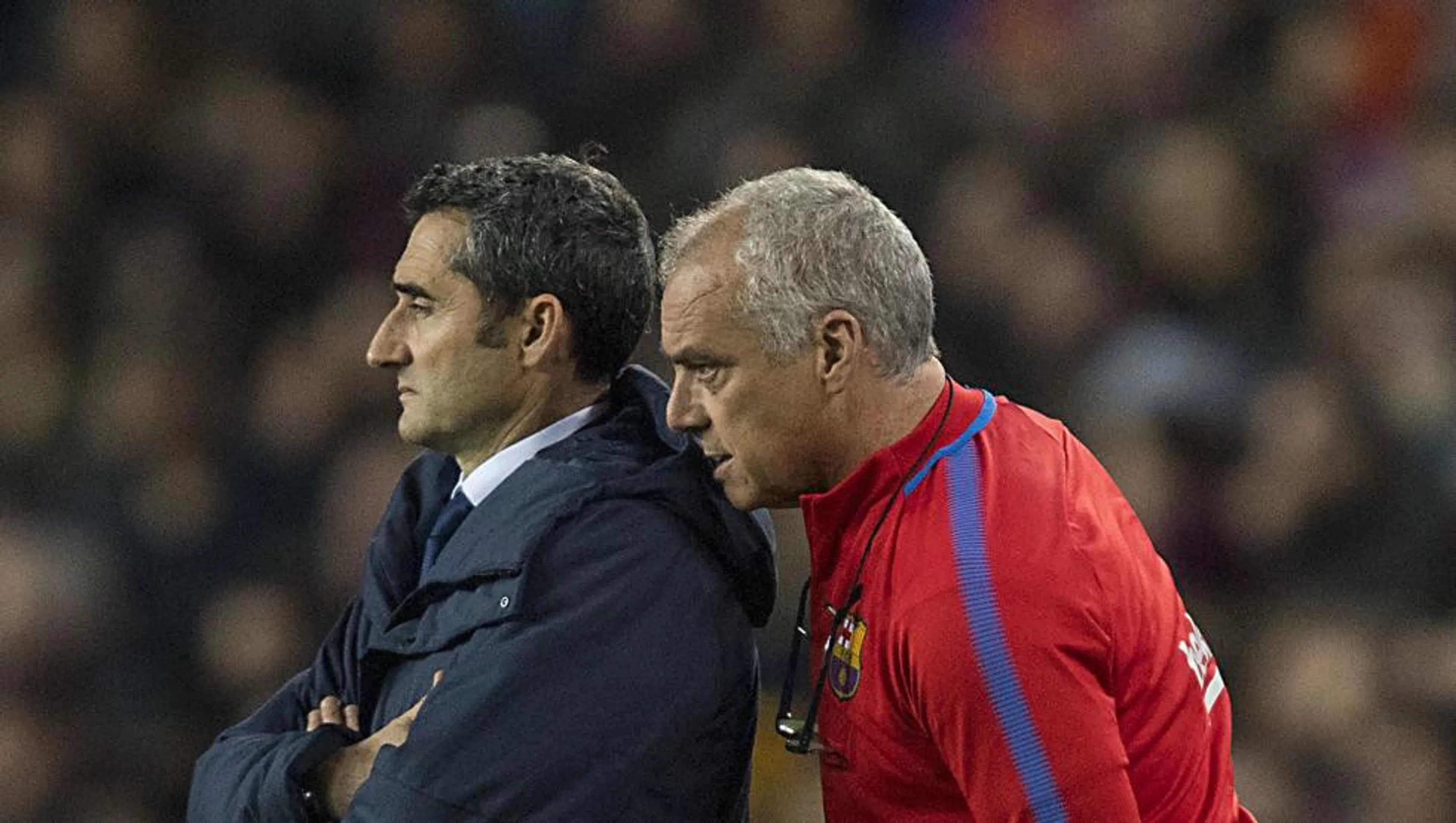 Copertina di Barça, vice Valverde ricorda esonero: “Ingiusto, abbiamo perso solo 2 partite”