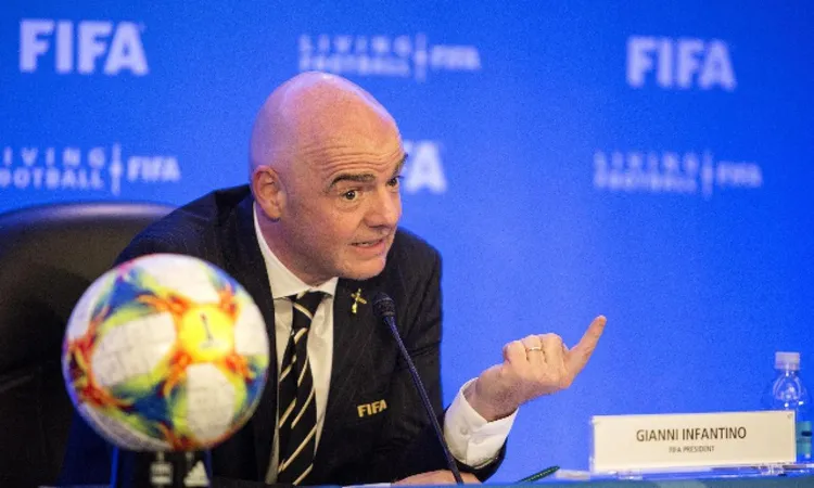 /images/i/n/f/infantino-fifa.jpg