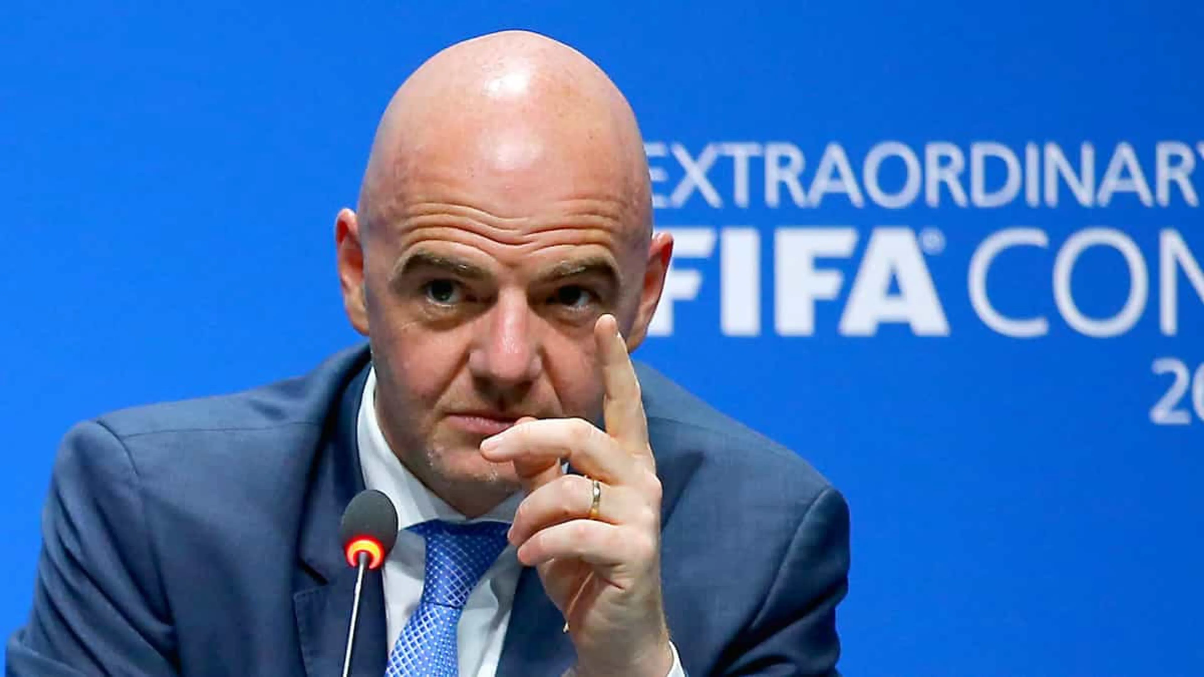 Copertina di Infantino rilancia Mondiale ogni due anni: “Facciamolo per i nostri figli”