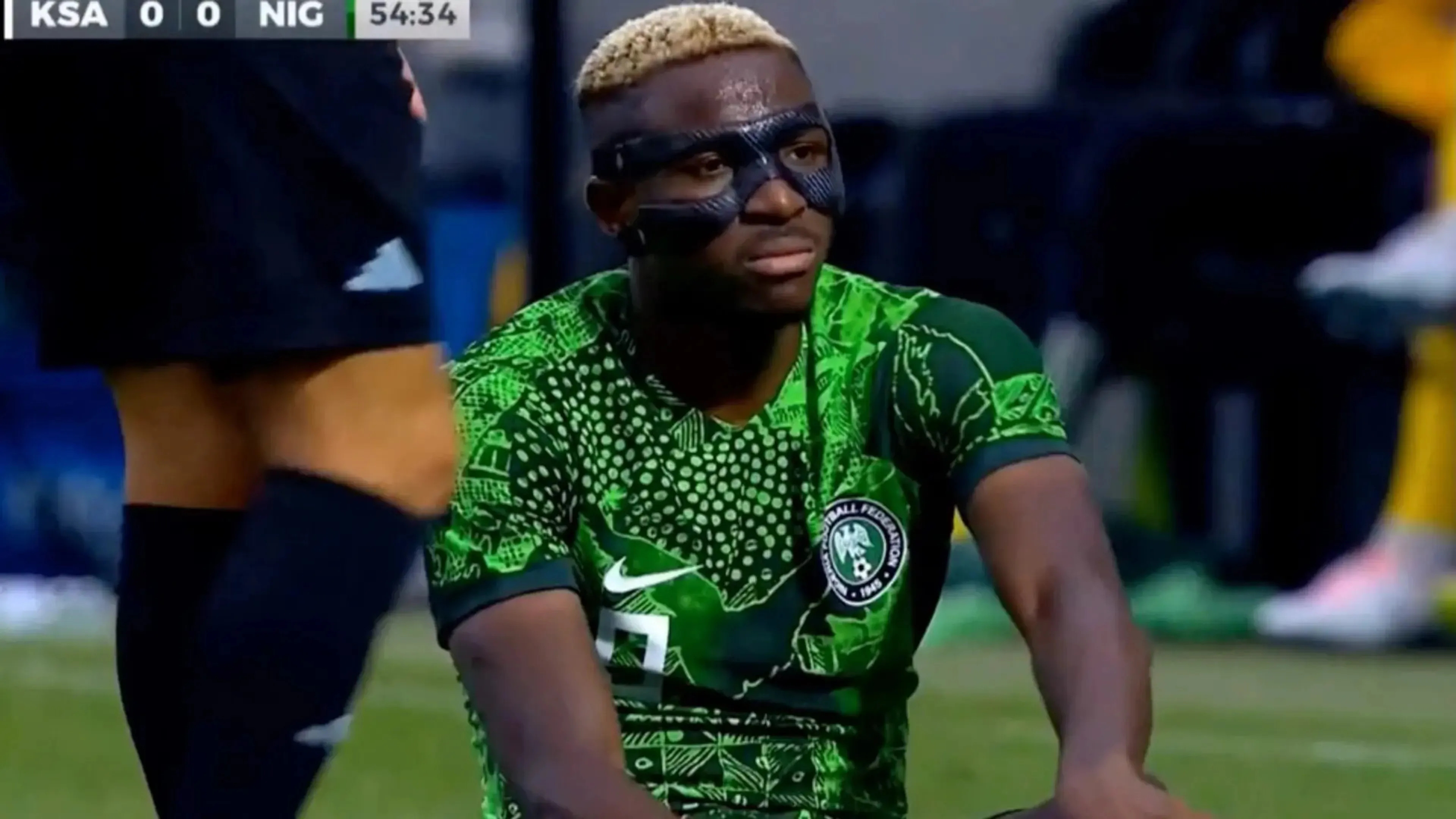 Copertina di Infortunio Osimhen con la Nigeria: quando torna e quante partite salta