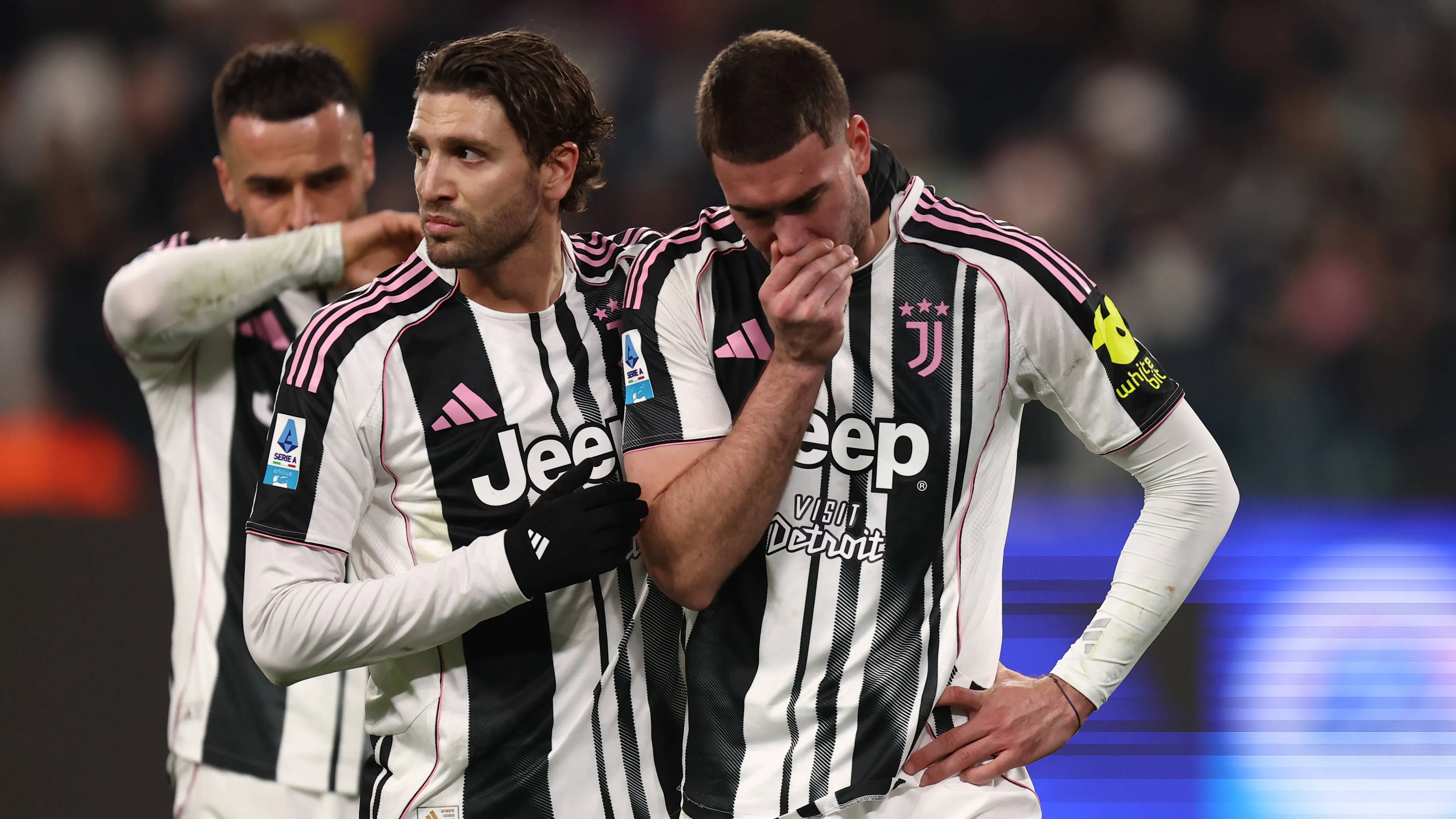 Lungo stop per Vlahovic