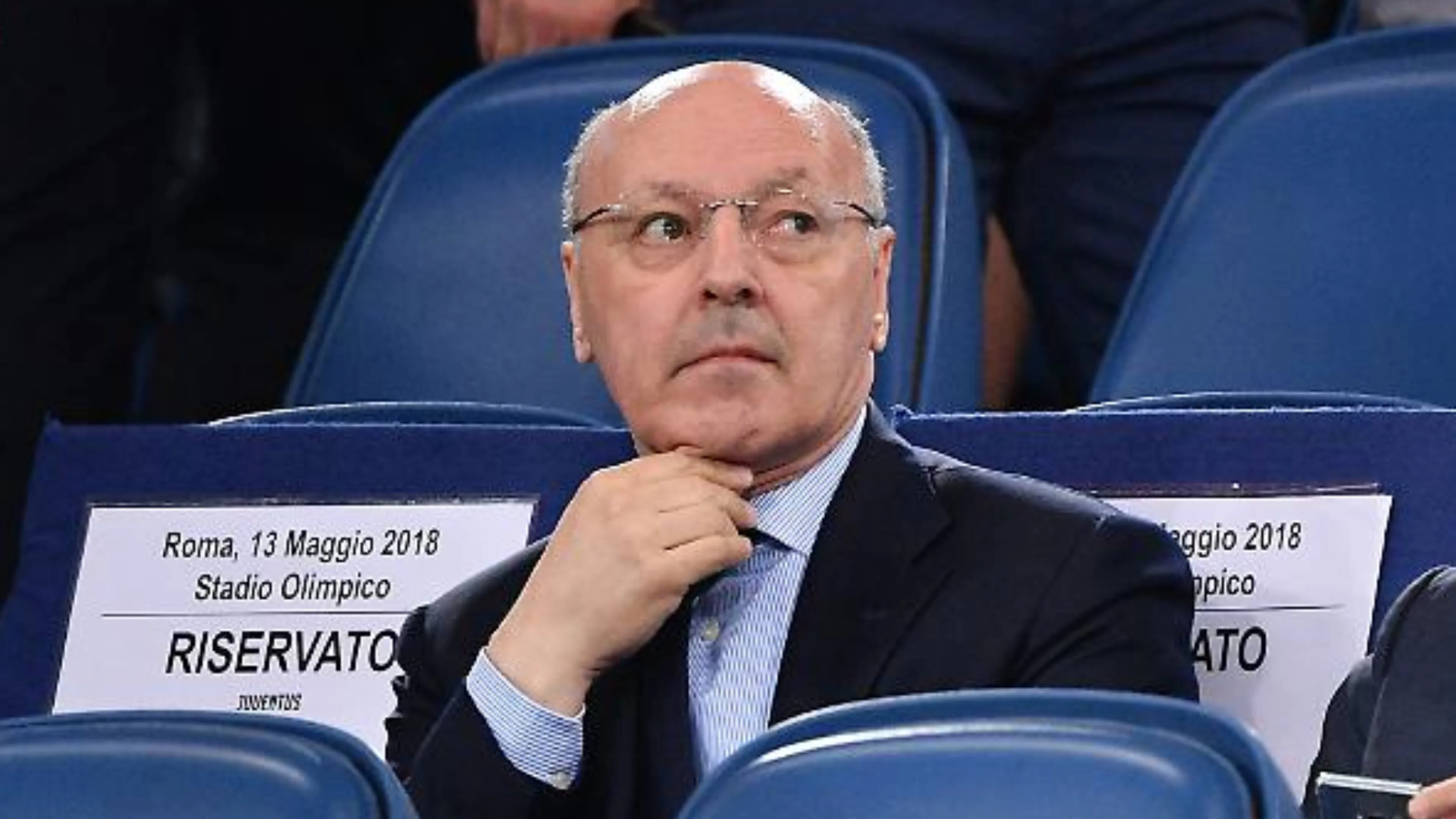 Copertina di Inter c'è un problema: Oaktree blocca tutti gli acquisti! Il retroscena