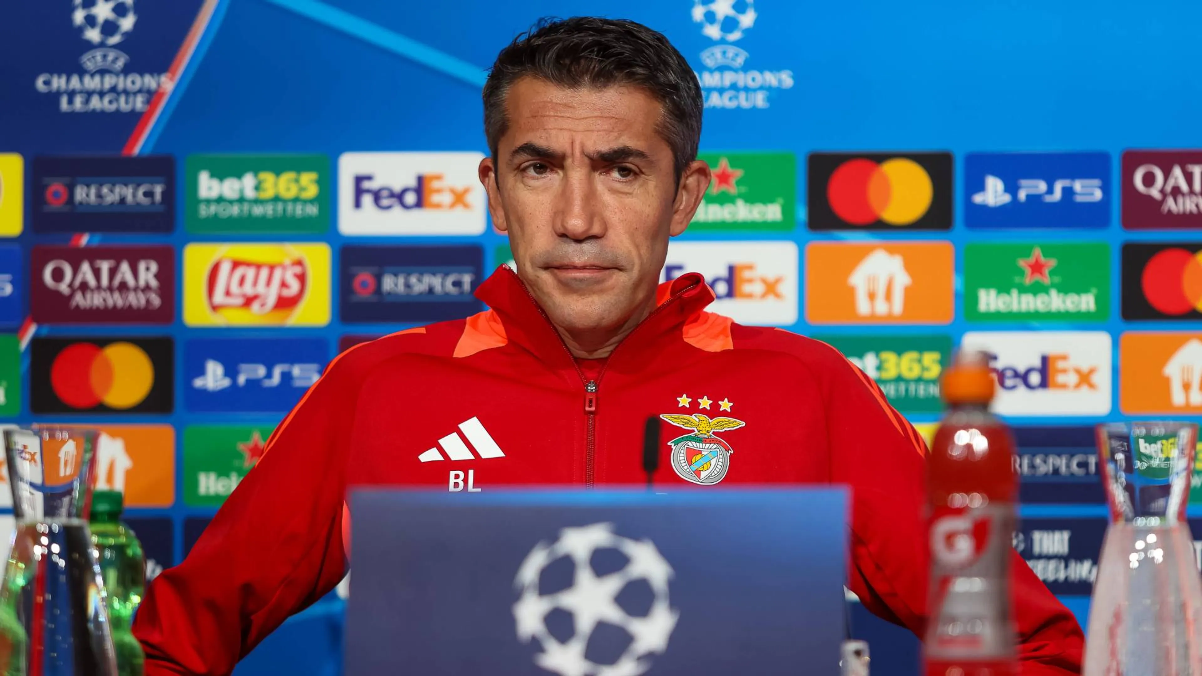 Copertina di Terremoto a Lisbona: interrotta la conferenza stampa del Benfica
