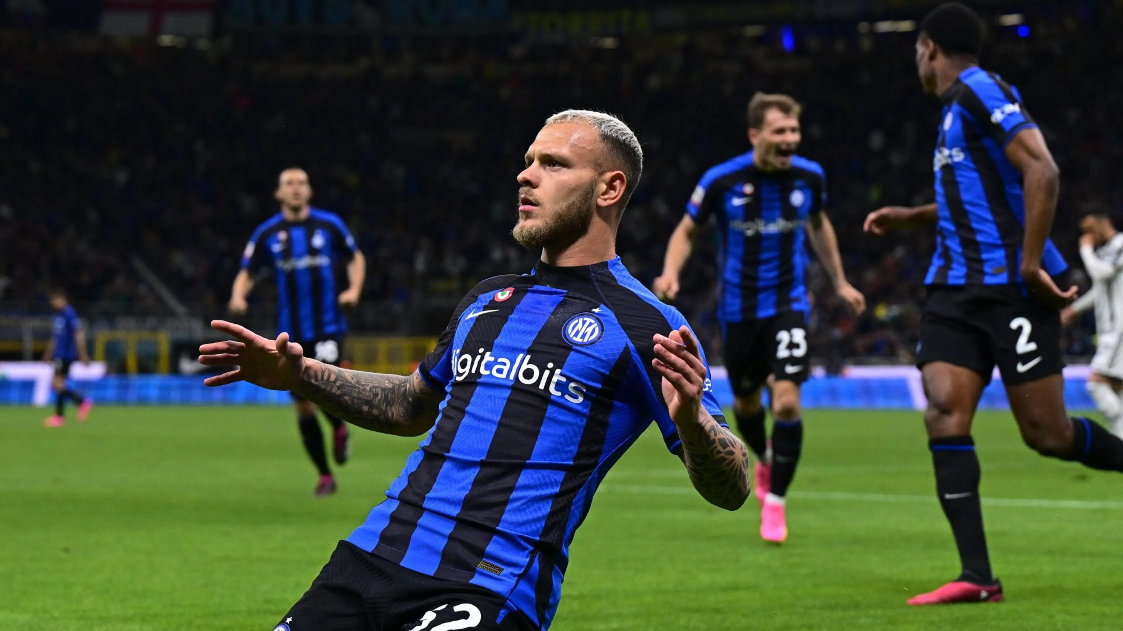 Copertina di Inter-Juve: Dimarco regala la finale di Coppa Italia e la sua foto diventa virale