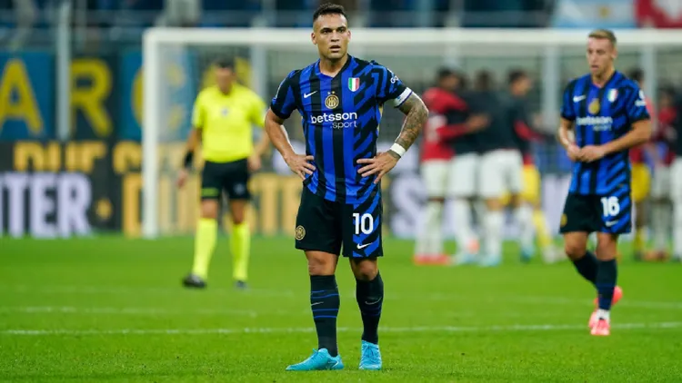/images/i/n/t/inter-milan-lautaro-postpartita.jpg