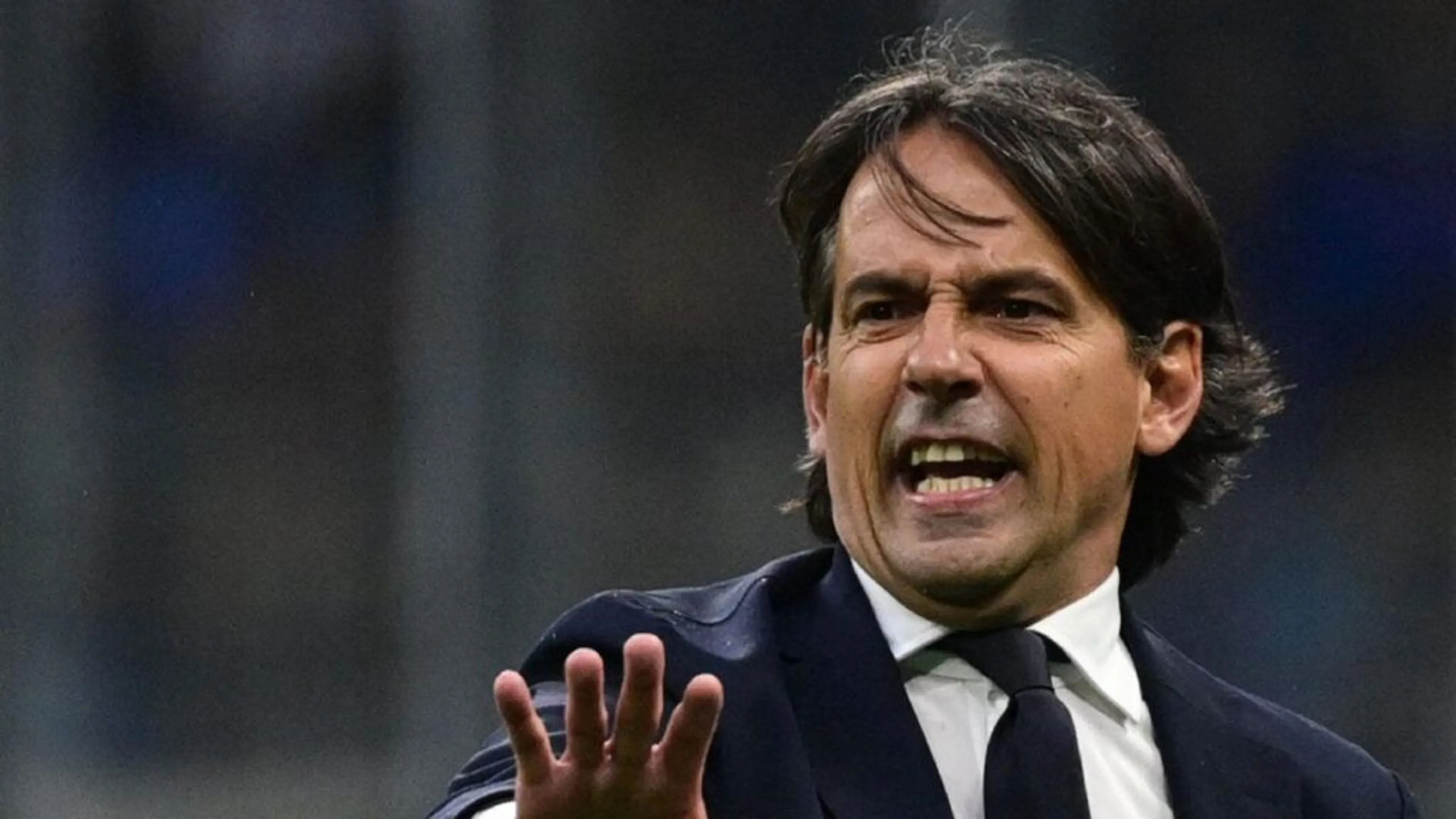 Copertina di Inzaghi perde la calma con un giornalista: "Forse ti sei dimenticato qualcosa"