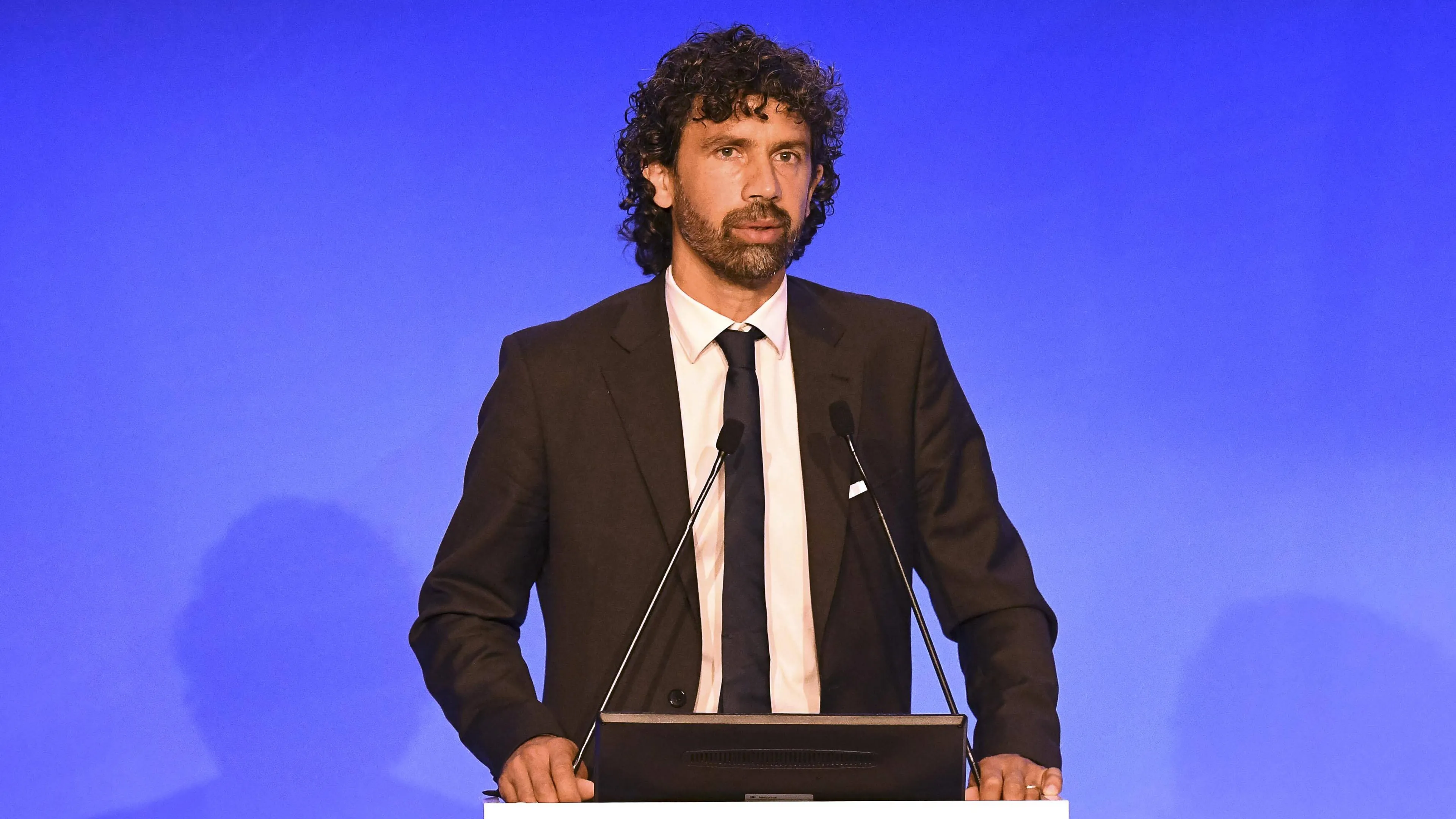 Damiano Tommasi: "Il calcio torni a essere sport, non solo business. E sulla Serie A..."