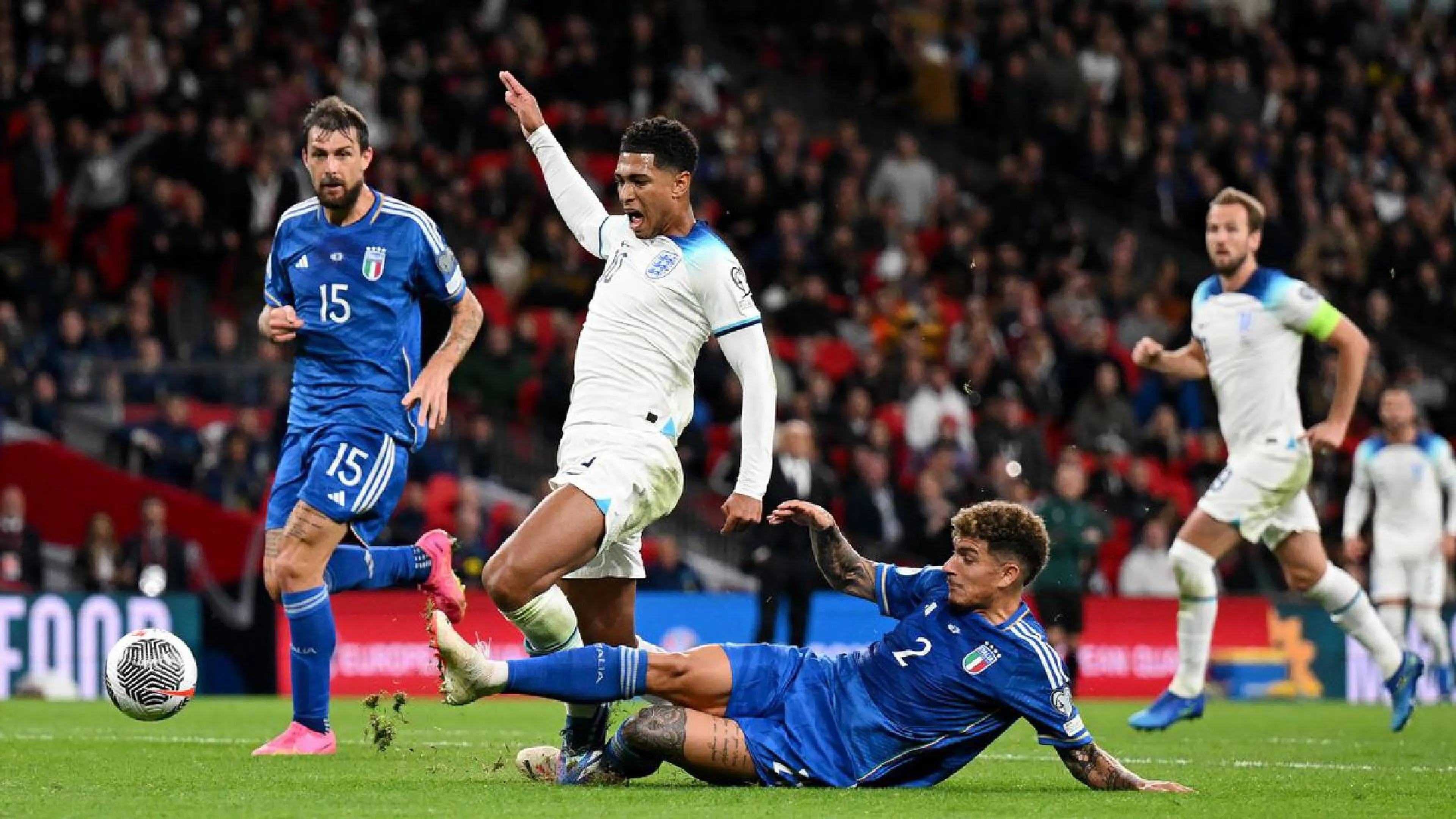 Copertina di Cosa serve all'Italia per qualificarsi agli Europei? Le combinazioni