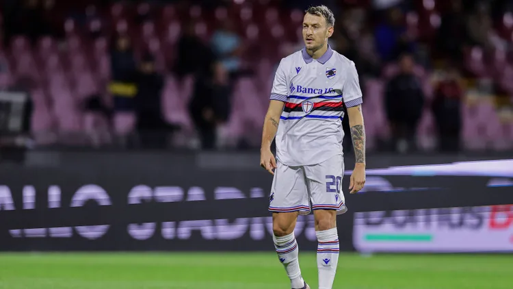 /images/i/t/a/italy-cup-unione-sportiva-salernitana-vs-unione-calcio-sampdoria-sampdoria-s-italian-forward-antonino-la-gumina-looks-during-the-italy-cup-football-match-between-unione-sportiva-salernitana-vs-unione-calcio-sampdoria-at-the-arechi-stadium-in-salerno-on-october-31-2023-abph9309-copyright-xantonioxbalascoxjpg_1755524365058.jpg