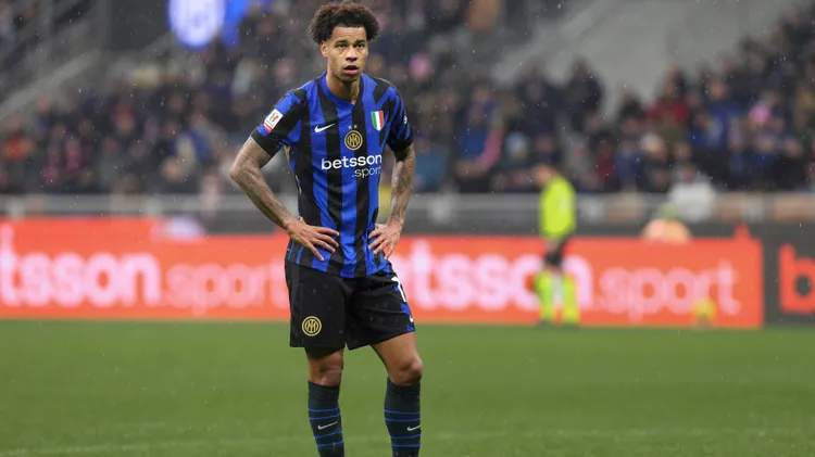 /images/i/t/a/italy-fc-inter-vs-udinese-coppa-italia-2024-2025-last-16-at-san-siro-stadium-italy-milan-2024-12-19-tajon-buchanan-fc-inter-game-stopped-due-to-a-fan-s-illness-in-the-stands-during-soccer-game-fc-inter-vs-udinese-coppa-italia-tim-2024-2025-last-16-san-siro-stadium-italy-milan-2024-12-19-fc-inter-vs-udinese-coppa-italia-tim-2024-2025-last-16-disputed-at-san-siro-stadium-milan-italy-copyright-fabrizioxandreaxbertanijpg_1753810320639.jpg