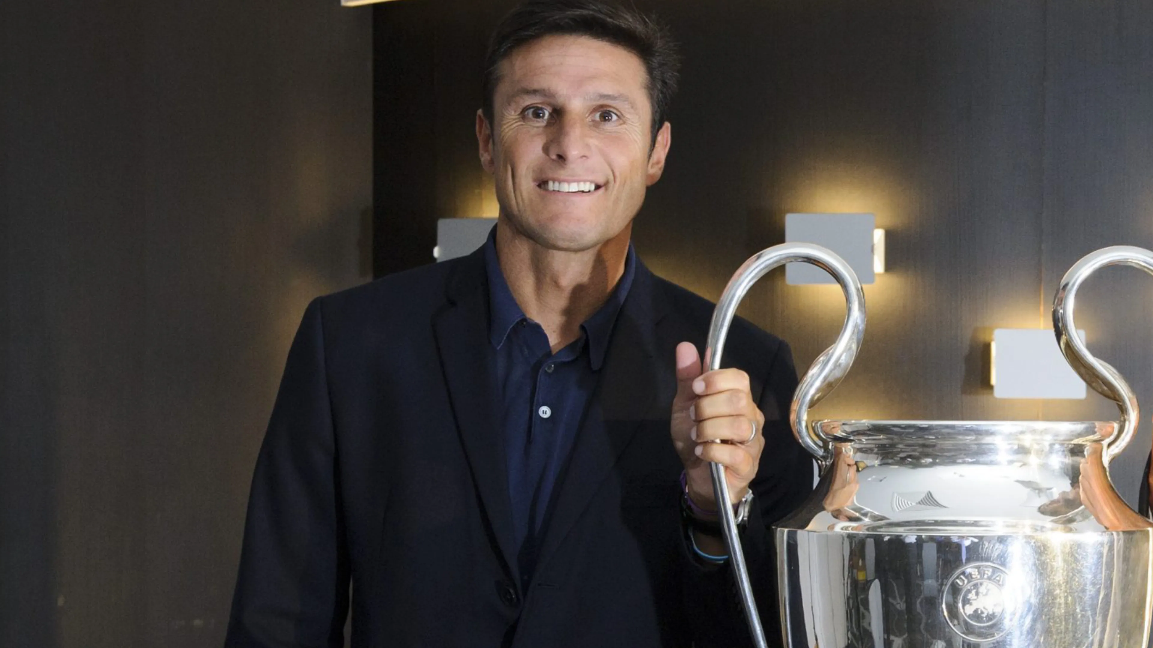 Copertina di Javier Zanetti spiazza tutti: "Questa Inter come quella del 2010? No e vi spiego perché..."
