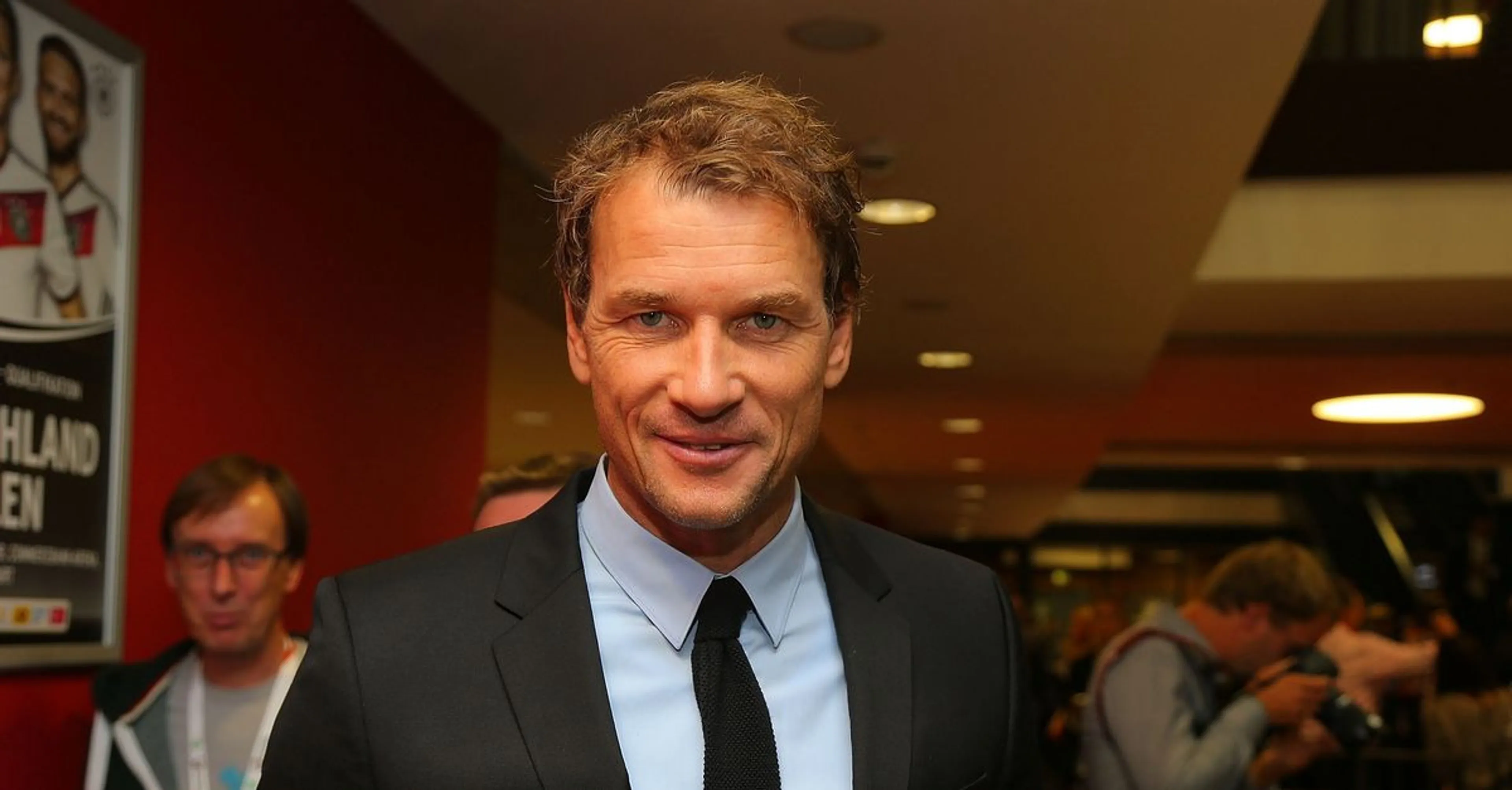 Copertina di Gaffe di stampo razzista, Jens Lehmann silurato da Hertha Berlino e Sky Germania