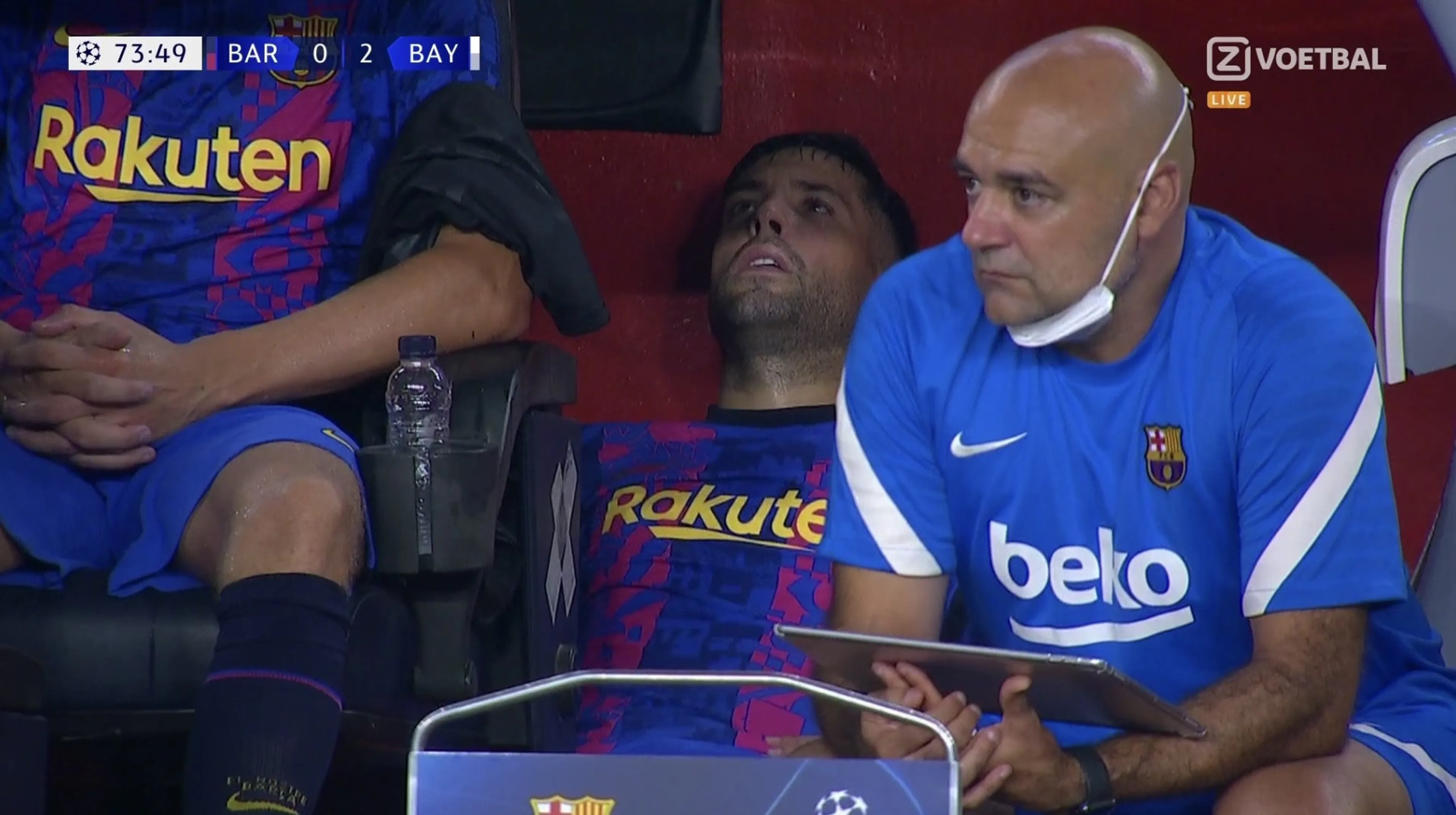 Copertina di Disastro Barcellona, serataccia per Jordi Alba: costretto a giocare, si infortuna