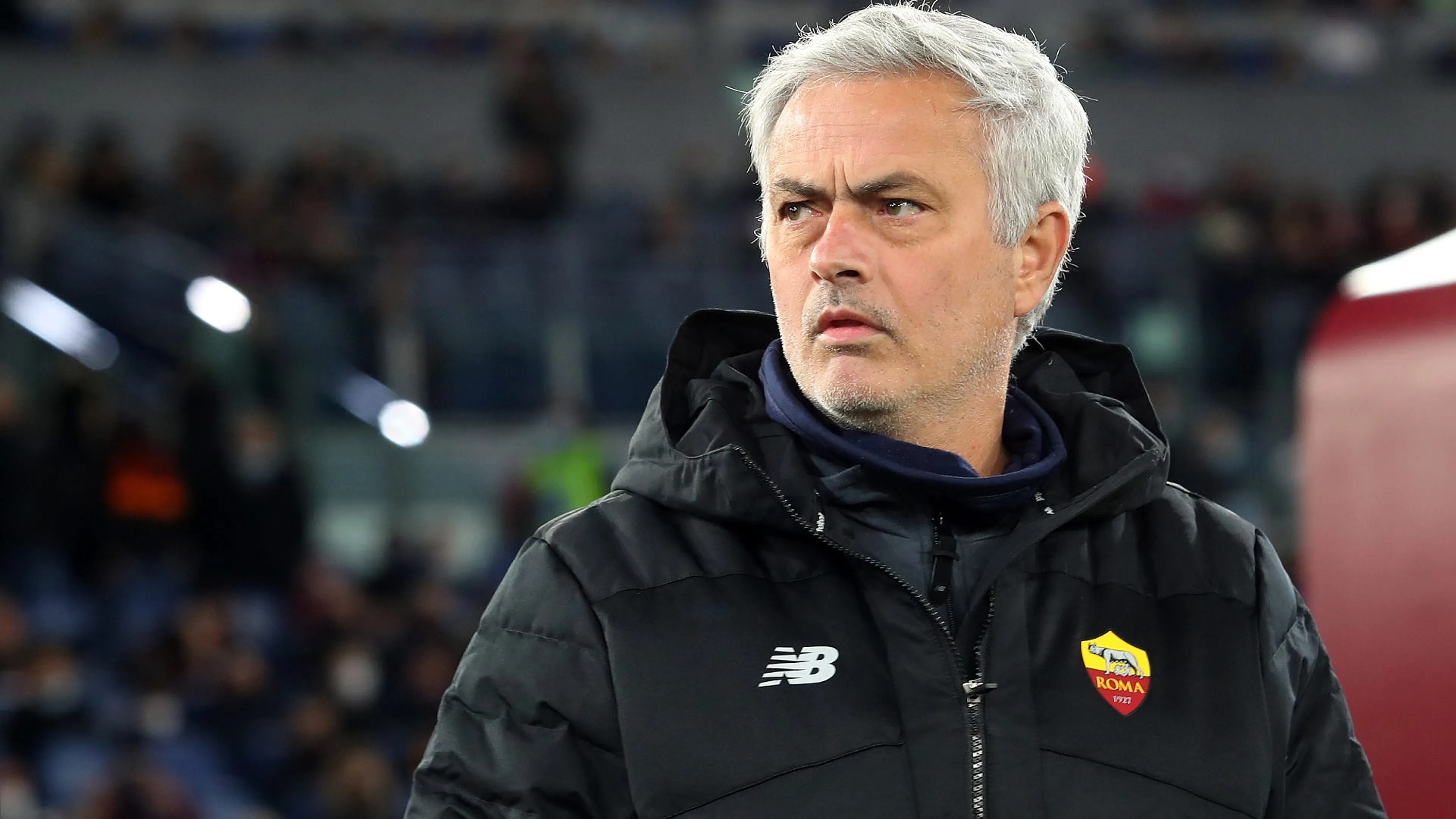 Copertina di Mourinho: il microfono nascosto e la possibile squalifica per le dure parole sull'arbitro