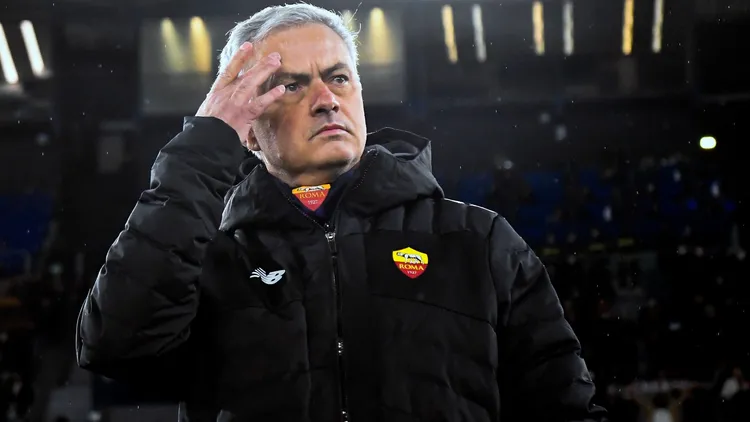 /images/j/o/s/jose-mourinho-roma-2.jpg