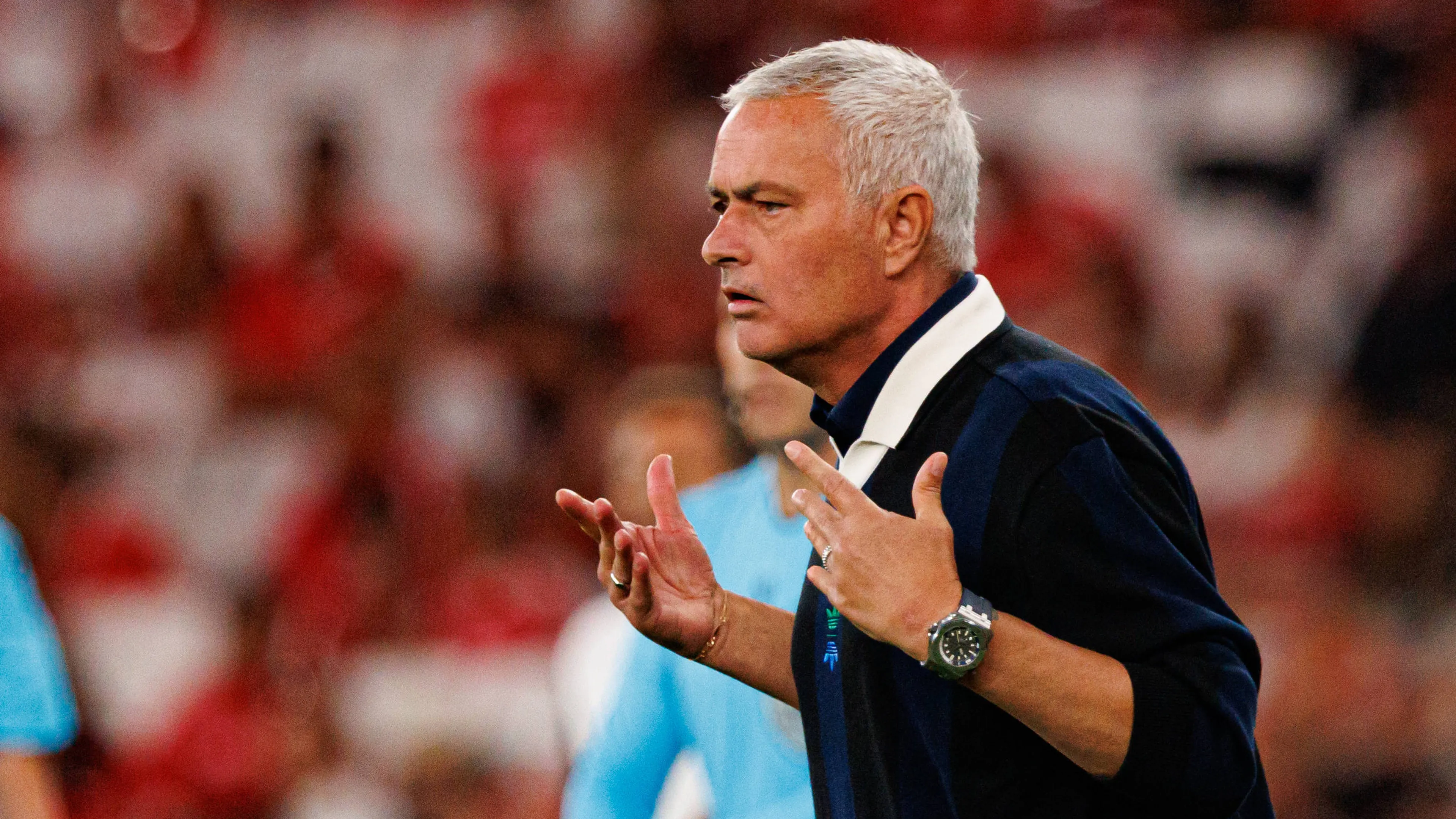 La "disperazione" di Fienga: l'ad racconta le difficoltà nel lavorare con Mourinho