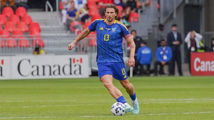 /images/j/u/n/june-10-2025-toronto-ciudad-de-mexico-canada-illia-zabarnyi-13-of-ukraine-dribbles-the-ball-during-the-international-friendly-lnderspiel-nationalmannschaft-match-between-ukraine-and-new-zealand-at-bmo-field-final-score-new-zealand-1-2-ukraine-on-june-10-2025-in-toronto-canada-toronto-canada-zumae321-20250610zsae321112-copyright-xleonardoxramirezxjpg_1753879734265.jpg
