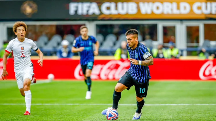 /images/j/u/n/june-21-2025-seattle-washington-usa-inter-milan-forward-lautaro-martonez-10-during-the-match-between-fc-internazionale-milano-and-the-urawa-red-diamonds-in-the-club-worldcup-2025-match-at-lumen-field-seattle-washington-seattle-usa-zumaj111-20250621zspj111013-copyright-xtomxjonesxjpg_1750855708860.jpg