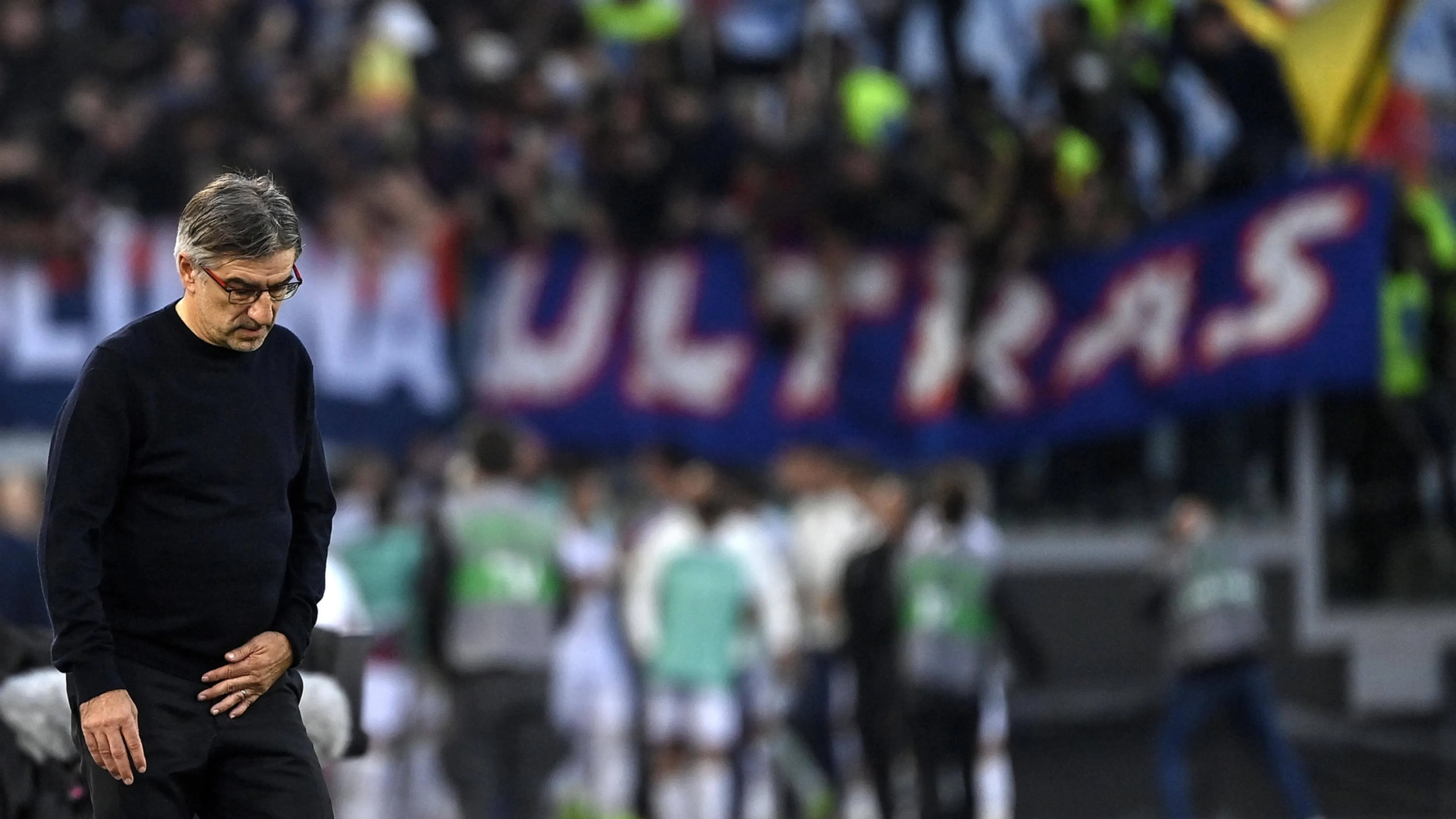 Copertina di Roma, esonerato Juric. Il comunicato del club e le parole del ds Ghisolfi. Mancini, Allegri o Ranieri le opzioni