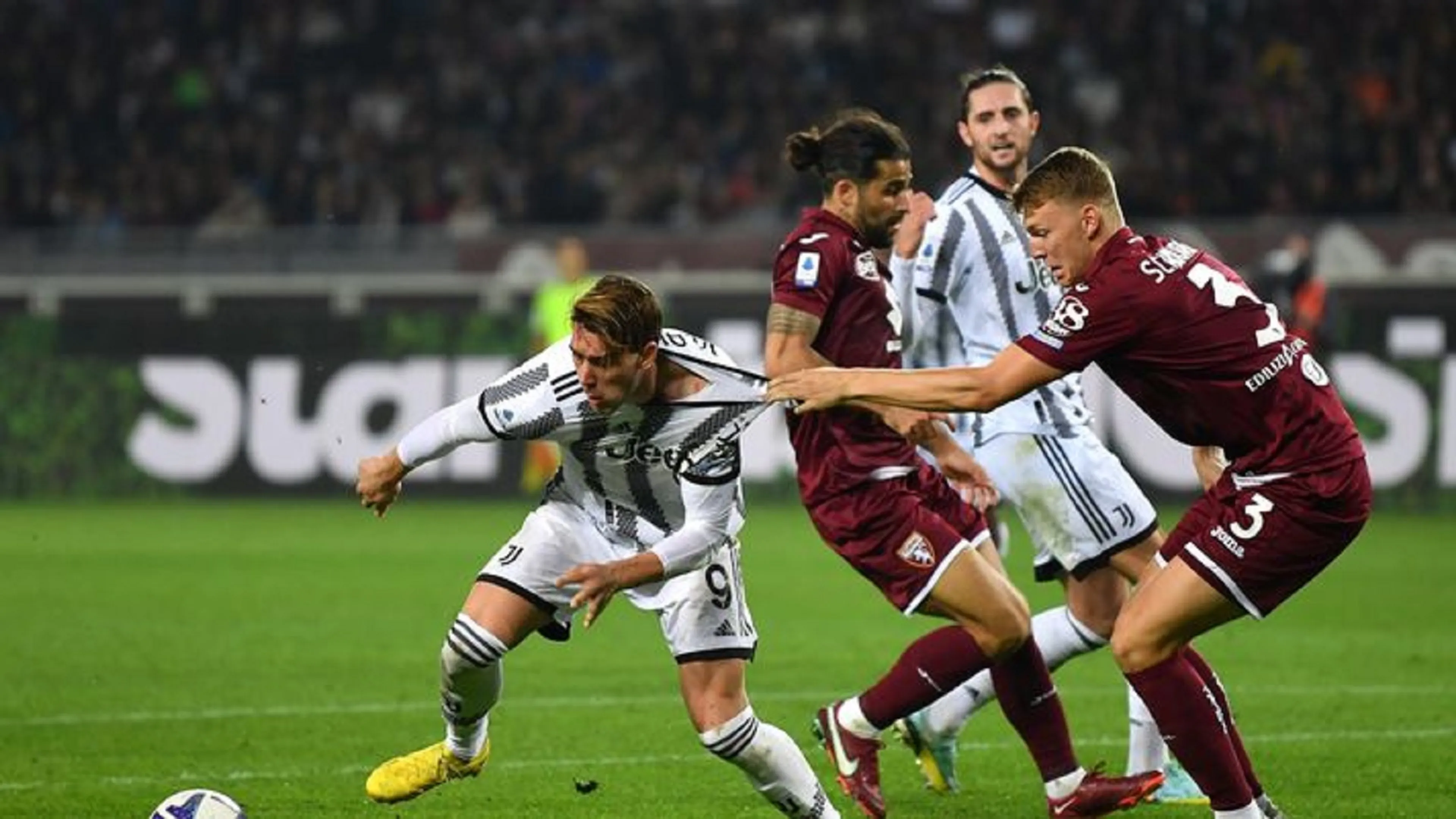 Copertina di Juventus-Torino: orario, formazioni e dove vederla in tv