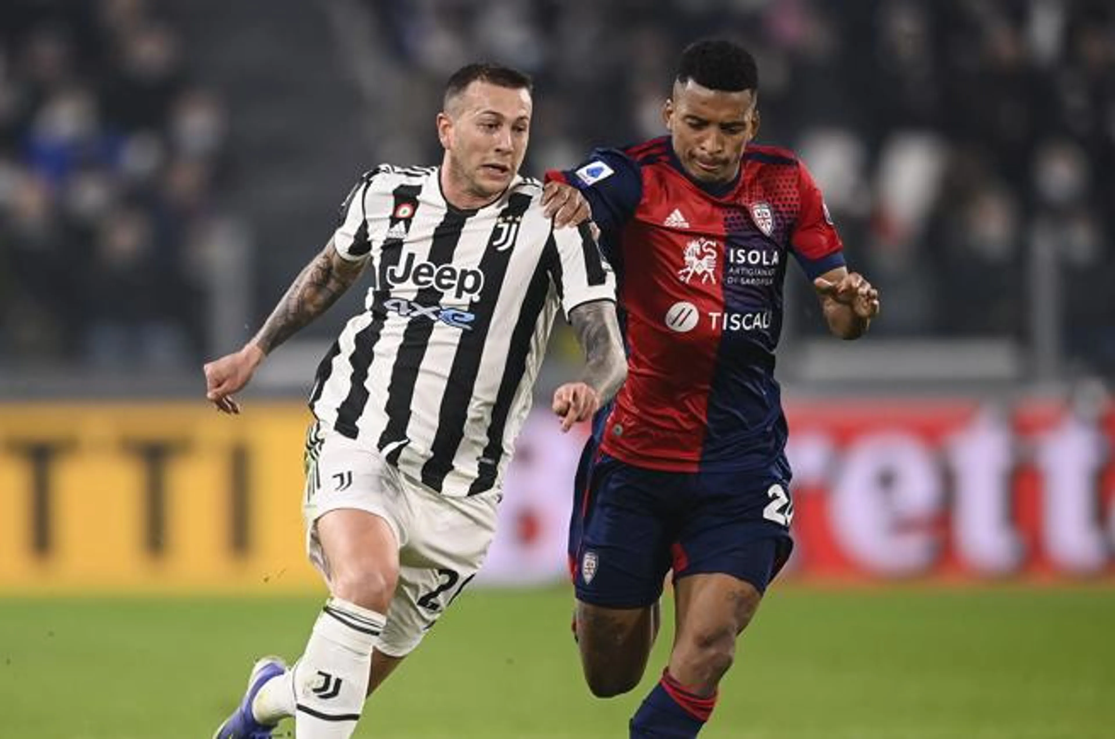 Copertina di BOMBER PRONOSTICI by Anna Maria Baccaro – Cagliari Juve, una sola partita che segnerà due destini