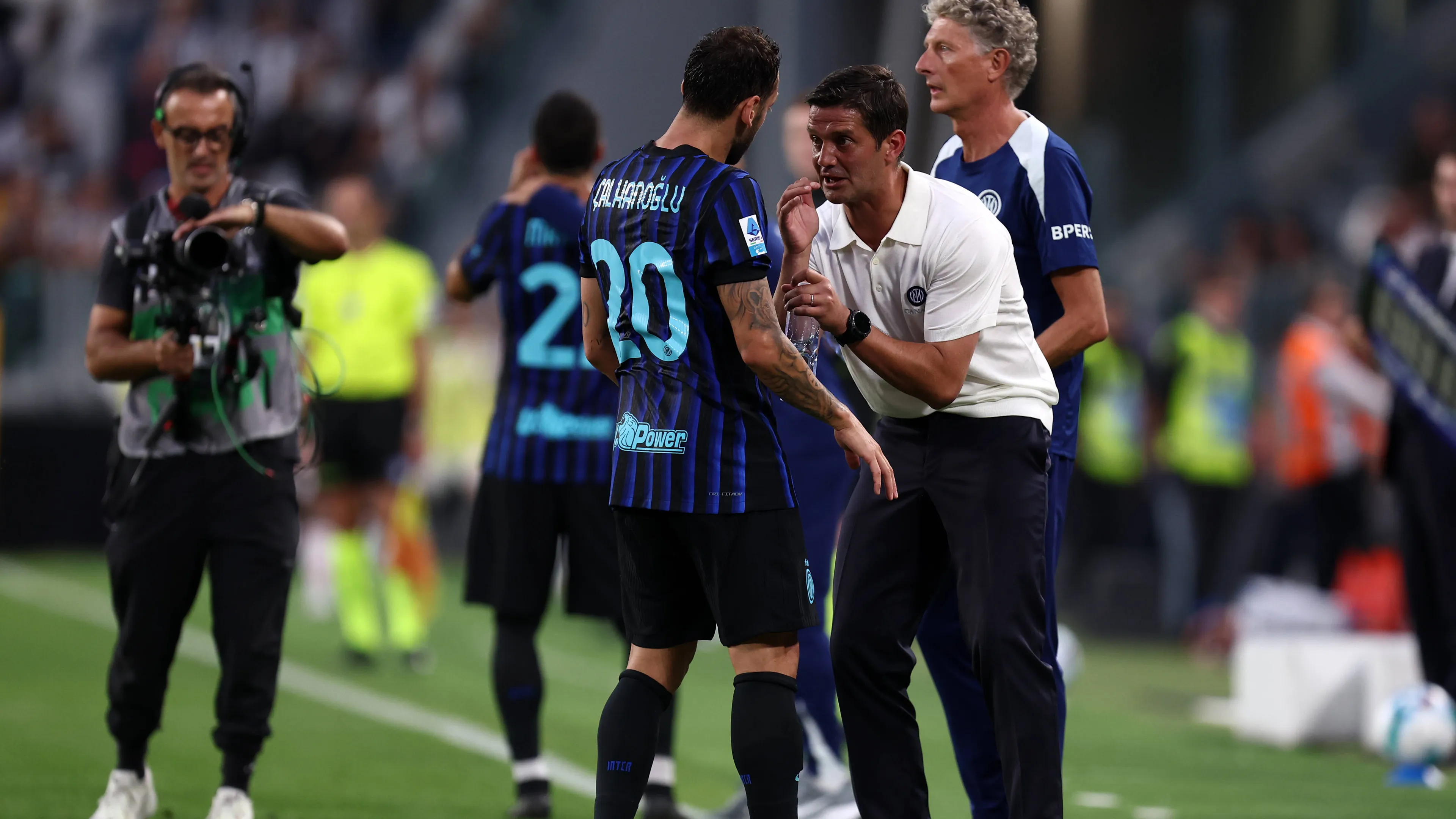 Ajax-Inter, Chivu è determinato: "Fare una grande prestazione"