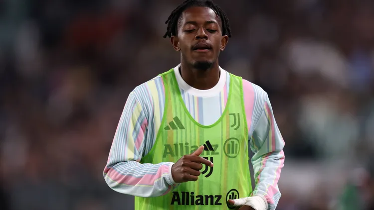 /images/j/u/v/juventus-fc-udinese-calcio-samuel-mbangula-of-juventus-fc-during-warm-up-before-the-serie-a-match-beetween-juventus-fc-and-udinese-calcio-at-allianz-stadium-on-may-18-2025-in-turin-italy-torino-allianz-stadium-italy-copyright-xmarcoxcanonieroxjpg_1751901563969.jpg