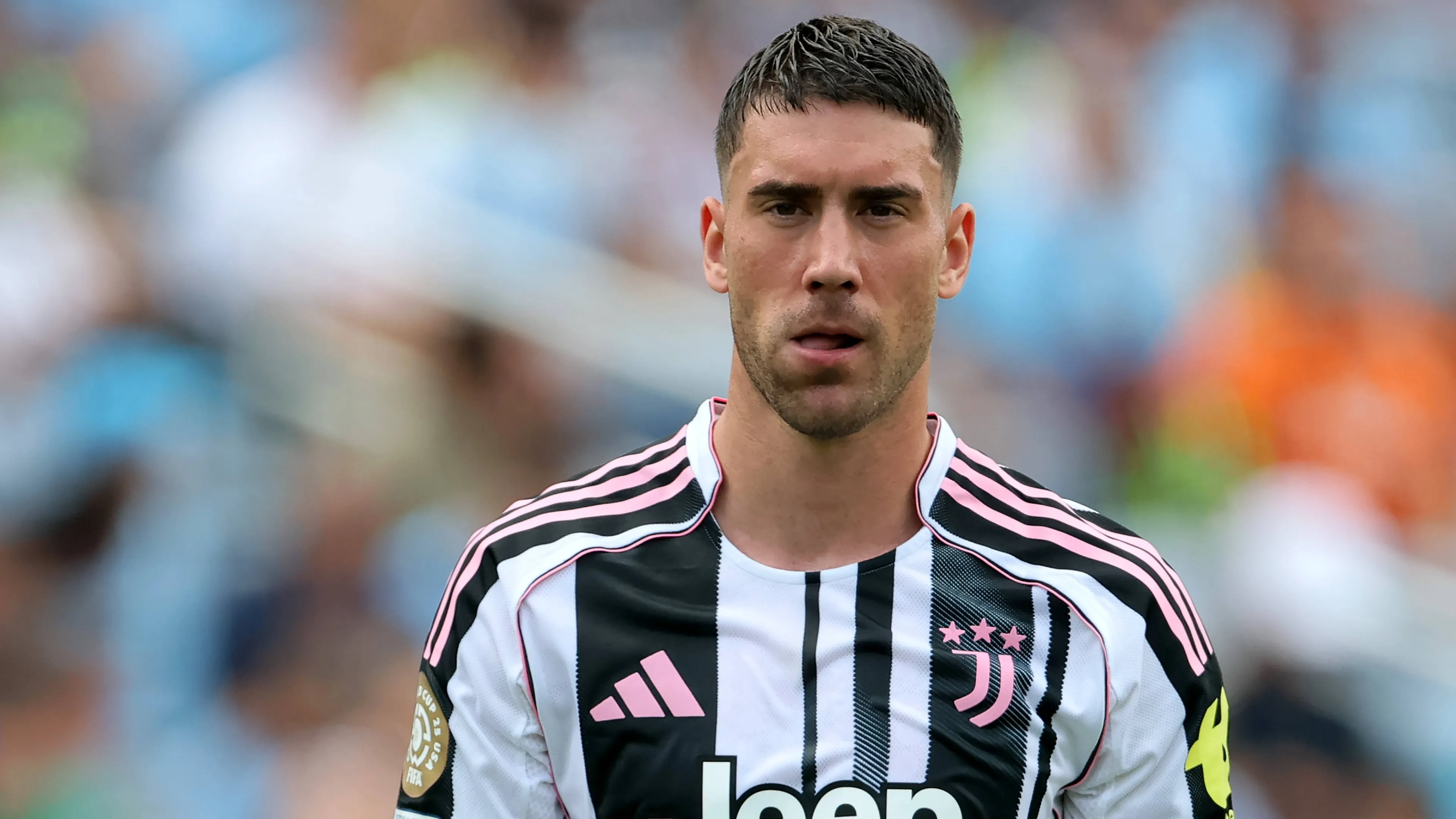 Calciomercato Juventus, non solo Milan: occhio all'Arabia per Vlahovic