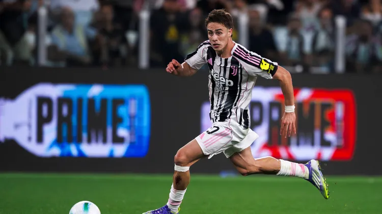 /images/j/u/v/juventus-fc-v-parma-calcio-serie-a-kenan-yildiz-of-juventus-fc-in-action-during-the-serie-a-football-match-between-juventus-fc-and-parma-calcio-turin-italy-copyright-xnicolxcampoxjpg_1757697161076.jpg