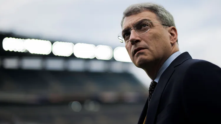 /images/j/u/v/juventus-fc-v-wydad-ac-fifa-club-world-cup-damien-comolli-looks-on-prior-to-the-fifa-club-world-cup-football-match-between-juventus-fc-and-wydad-ac-philadelphia-united-states-copyright-xnicoloxcampoxjpg_1753079048700.jpg