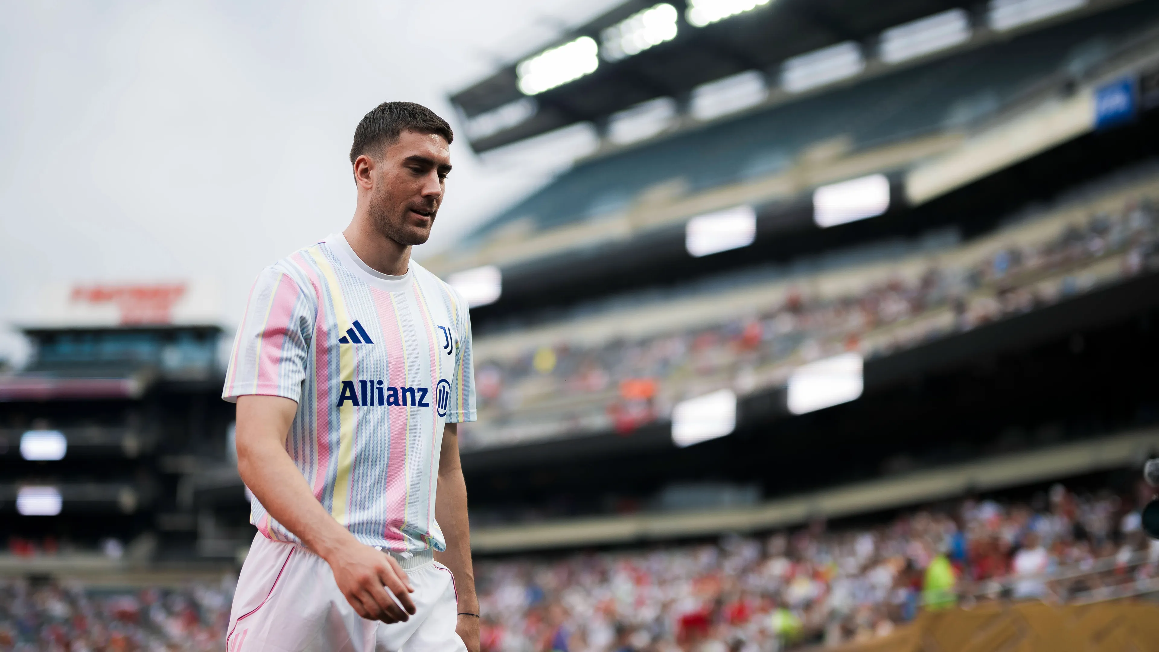 Juventus, Vlahovic vuole una buonuscita per partire: ma mancano le offerte