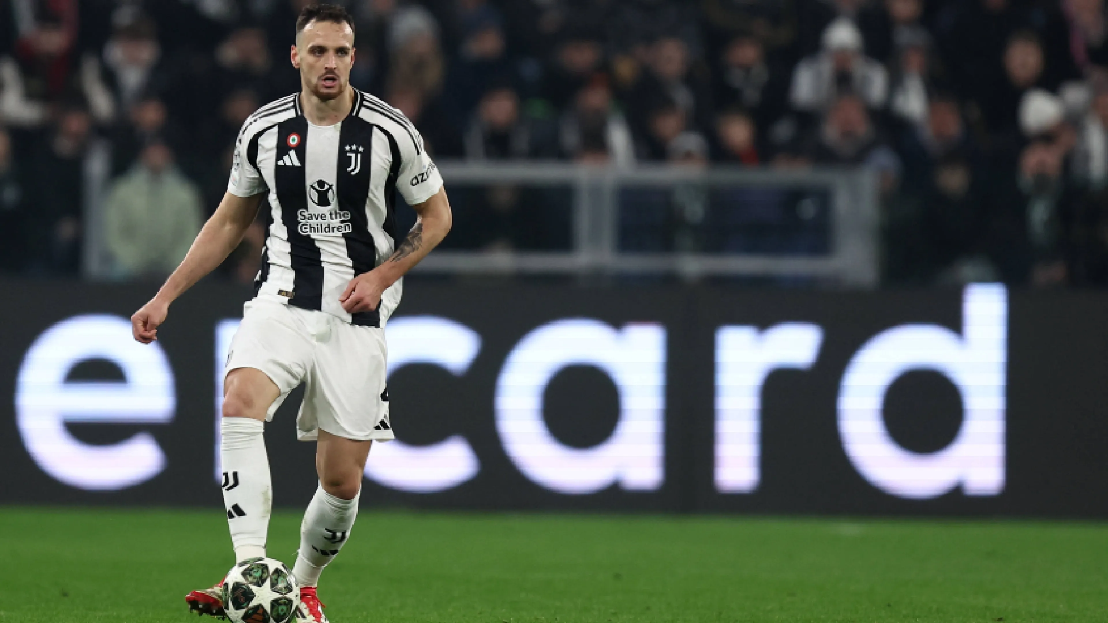 Copertina di Retroscena Juve, dalla Premier erano pronti a ricoprire d'oro Gatti, ma il giocatore ha rifiutato