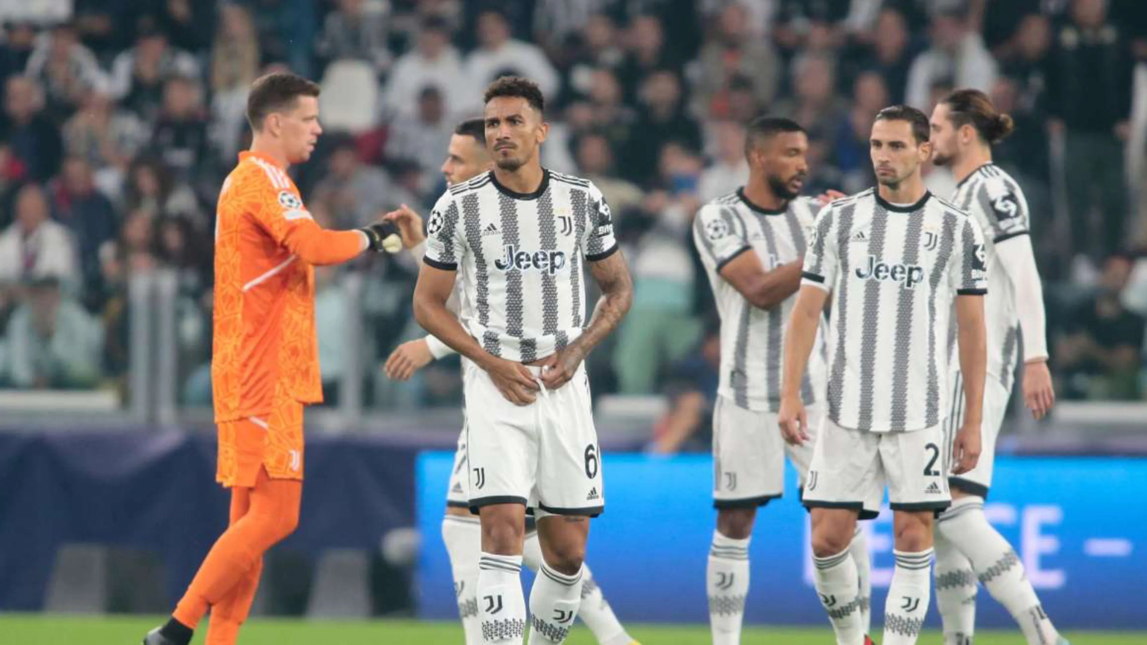 Copertina di La Gazzetta: “Rivoluzione Juve: 11 acquisti in estate. Una vera e propria formazione per Allegri”