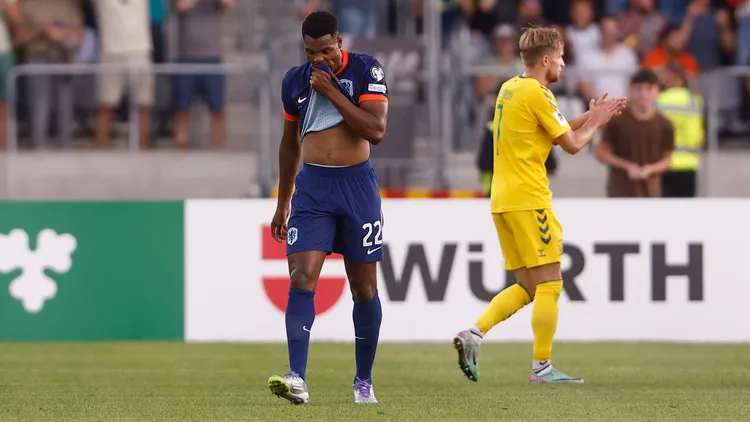 /images/k/a/u/kaunas-07-09-2025-darius-and-girenas-stadium-season-2025-2026-fifa-world-cup-wm-weltmeisterschaft-fussball-qualifier-between-lithuania-and-the-netherlands-pictures-shows-netherlands-player-denzel-dumfries-lithuania-the-netherlands-x30905138x-copyrightjpg_1757337159619.jpg