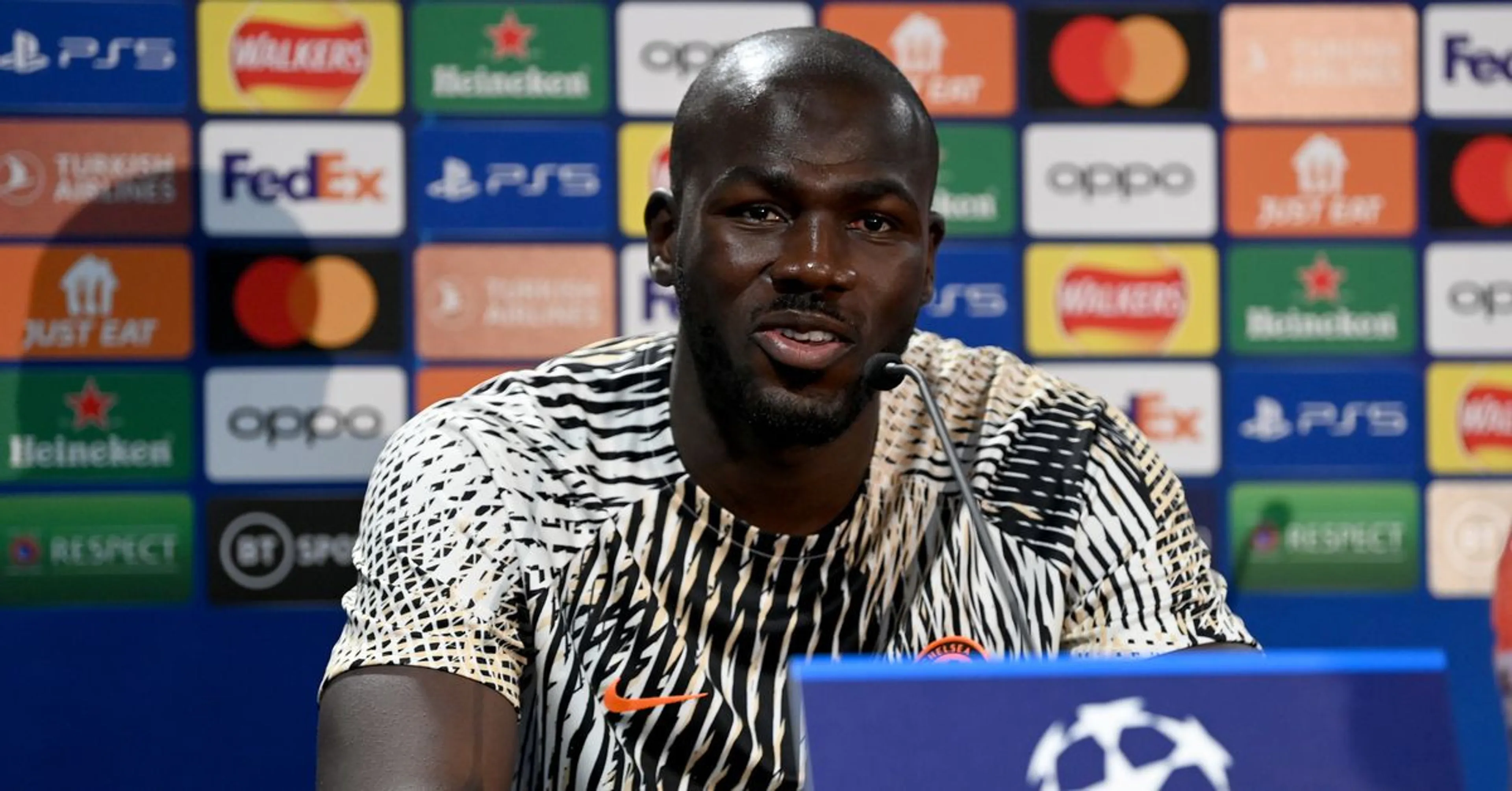 Copertina di Napoli, Koulibaly: “Stanno giocando benissimo. Ho visto giocatori cresciuti, non hanno più bisogno di me”