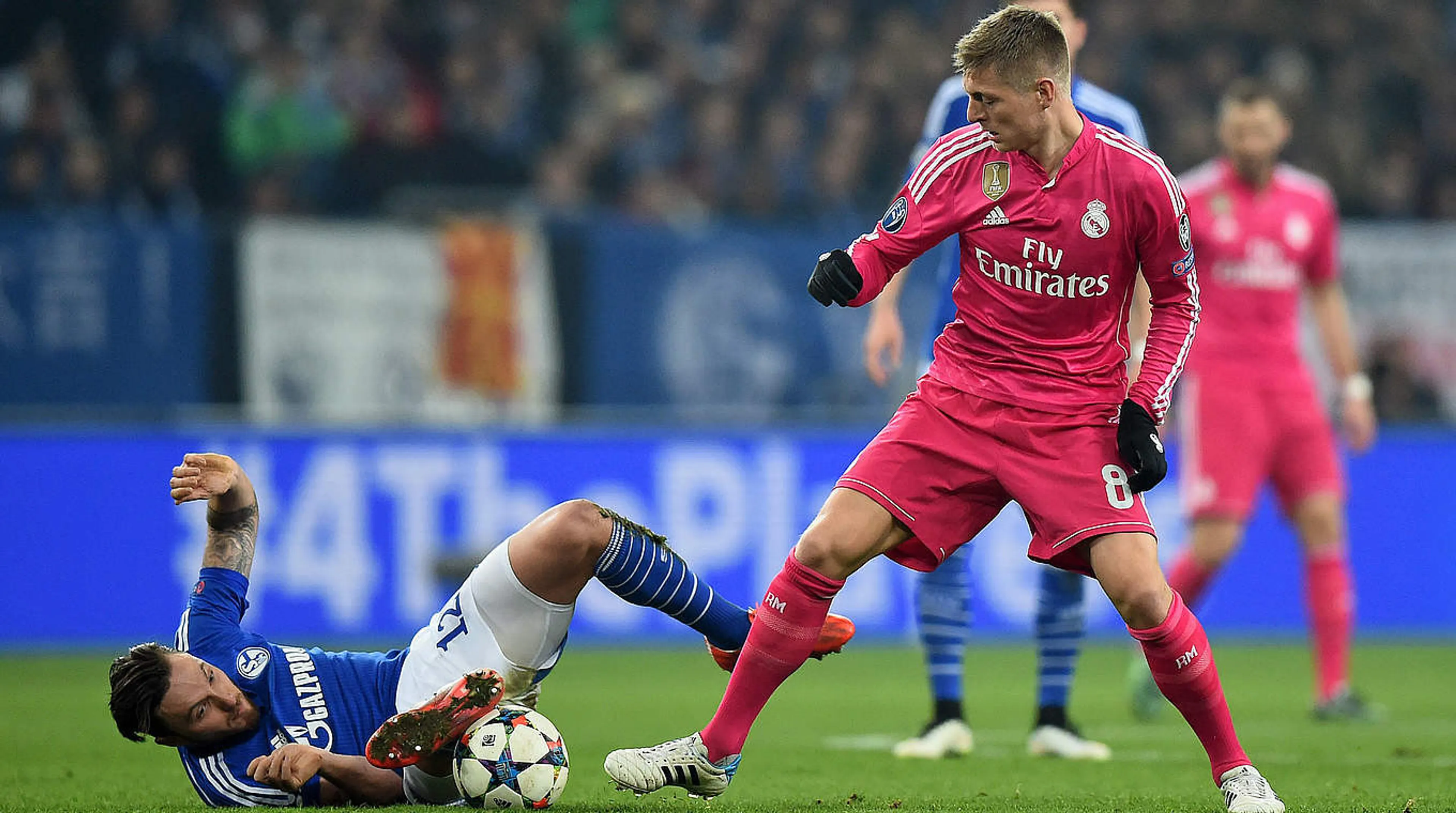 Copertina di La strana polemica tra Kroos e lo Schalke 04 ‘a causa’ di Ed Sheeran