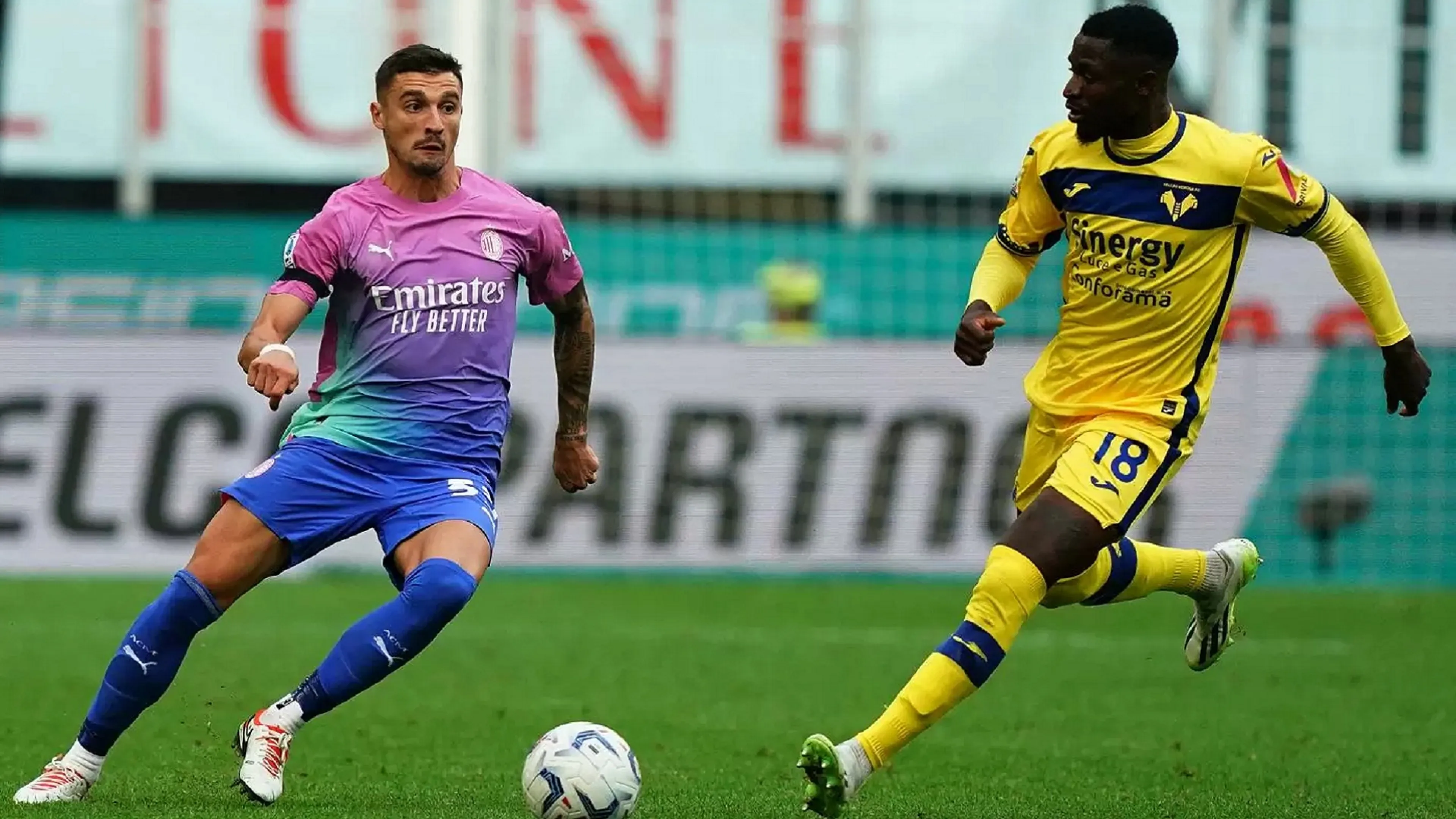 Mistero Krunic: per il Milan è infortunato, ma la Bosnia lo convoca