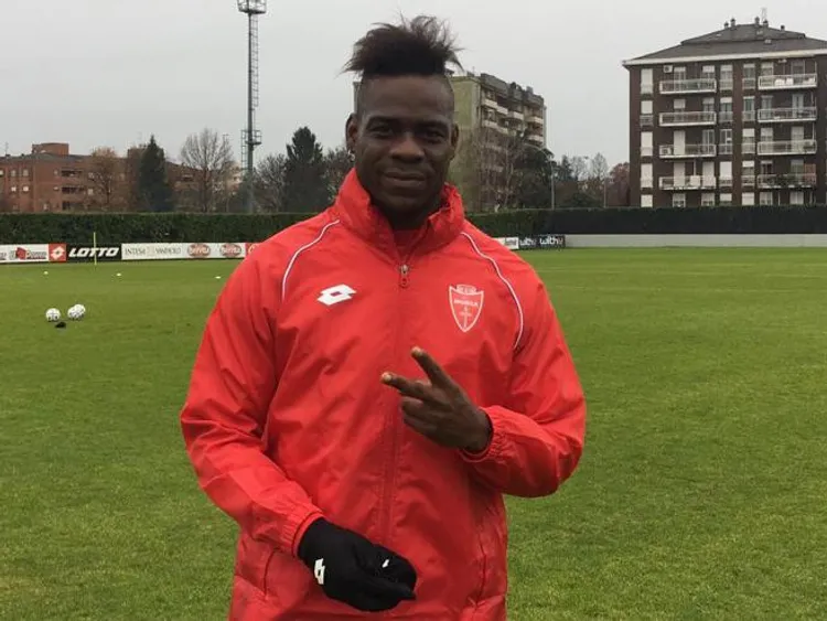 /images/k/u/p/kupisz-sfotte-balotelli.jpg