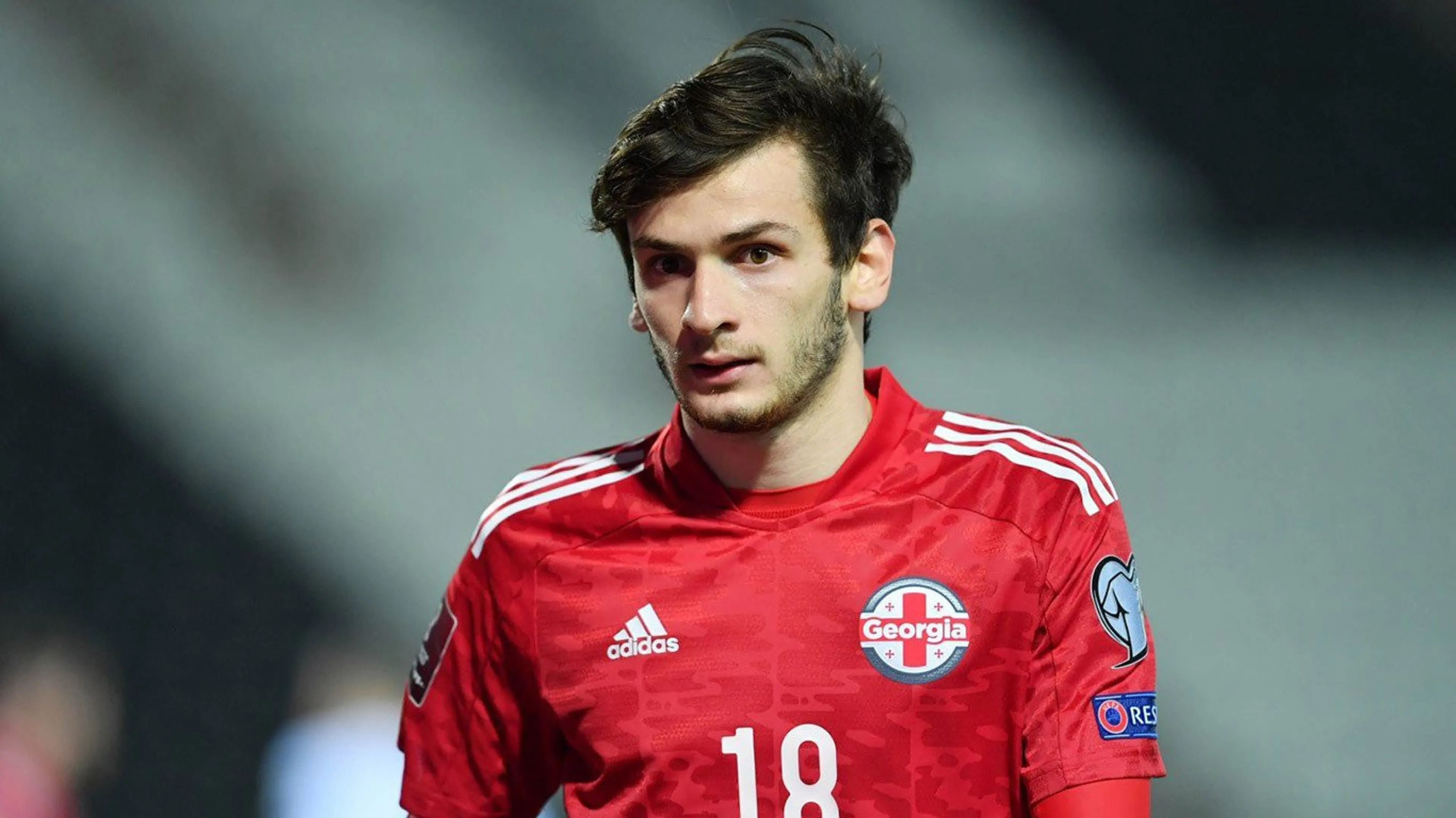 Copertina di CALCIOMERCATO – Kvaratskhelia al Napoli, è fatta! Ecco le cifre dell’affare