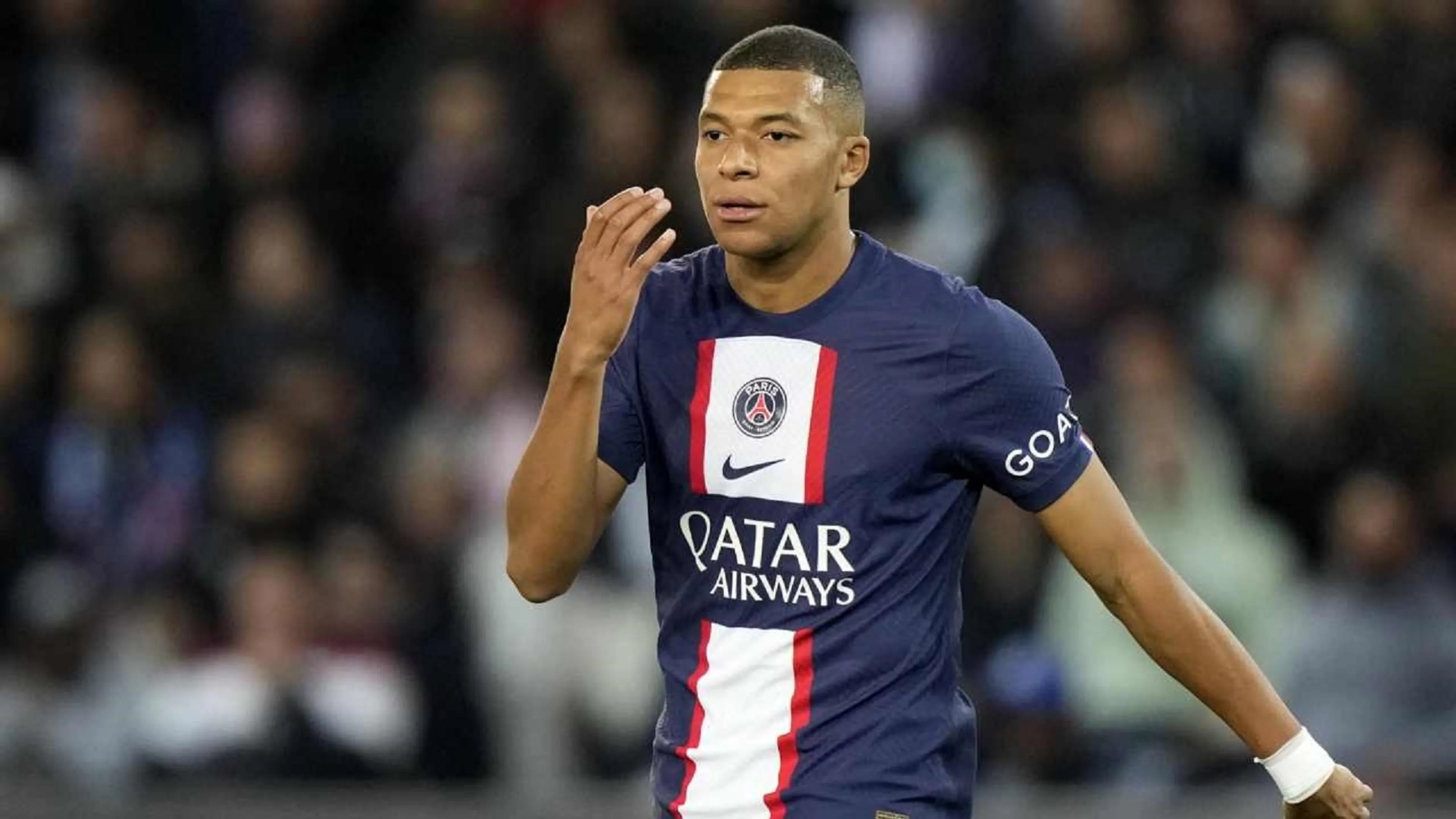 Copertina di Mbappe via dal PSG? Arriva la polemica risposta del francese (FOTO)