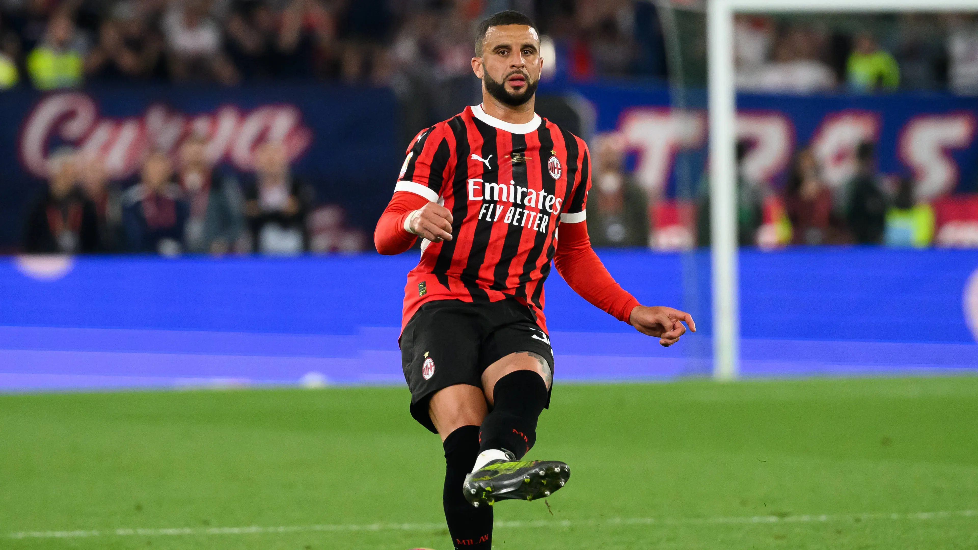 Già finita tra Walker e il Milan: i rossoneri non lo riscattano dal City
